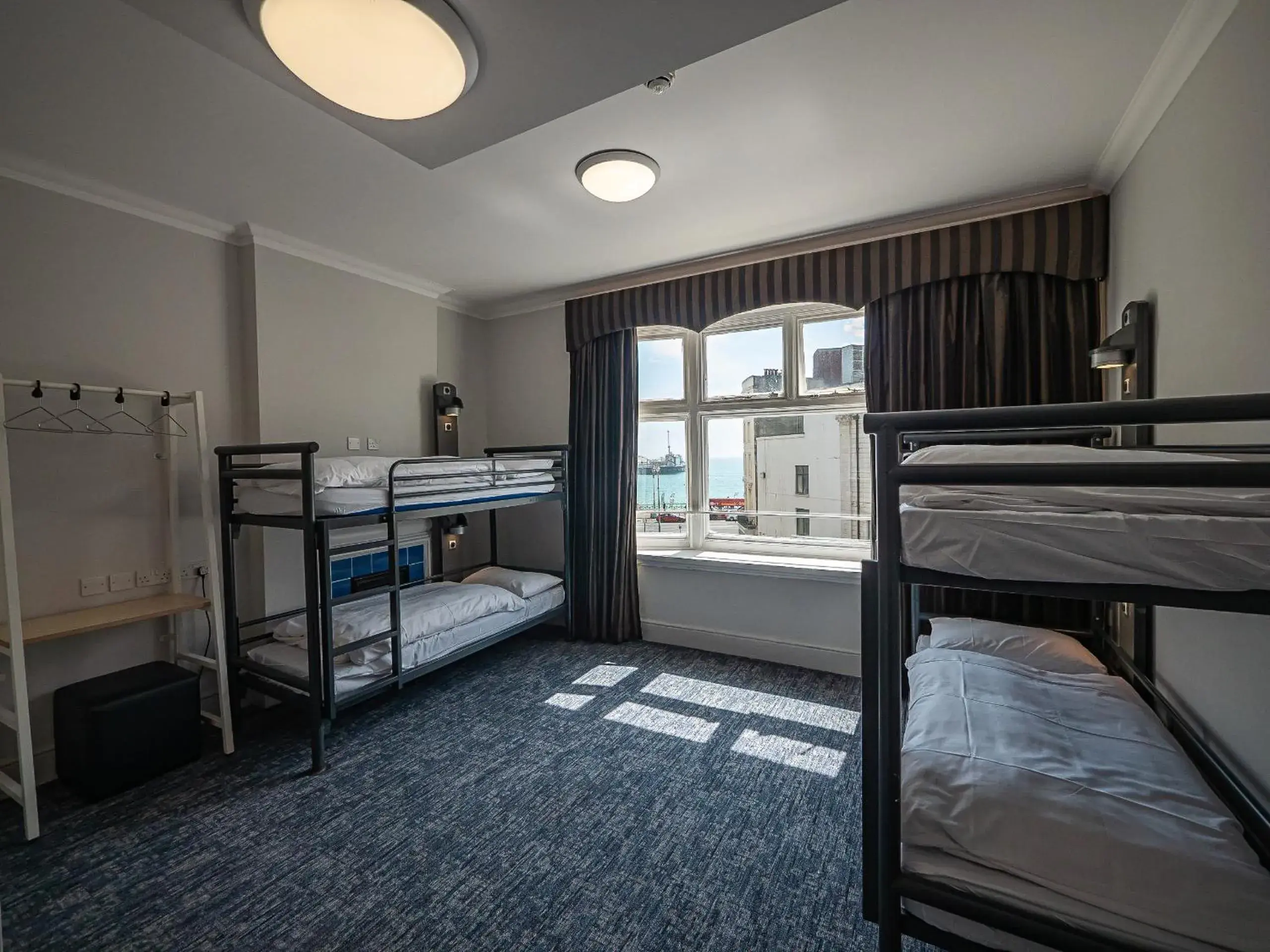 Bunk Bed in YHA Brighton Hostel