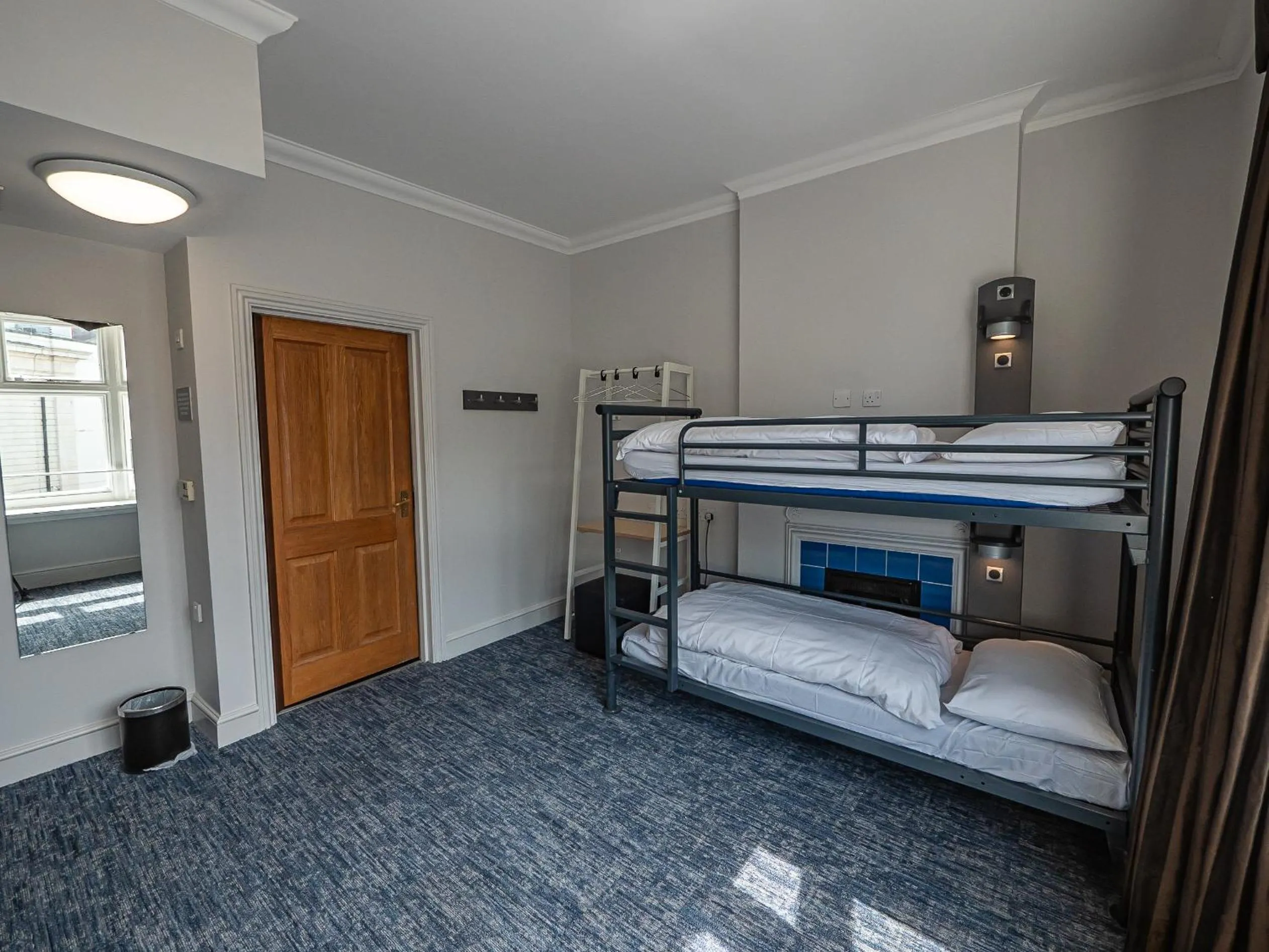 Bedroom, Bed in a&o Brighton Beach