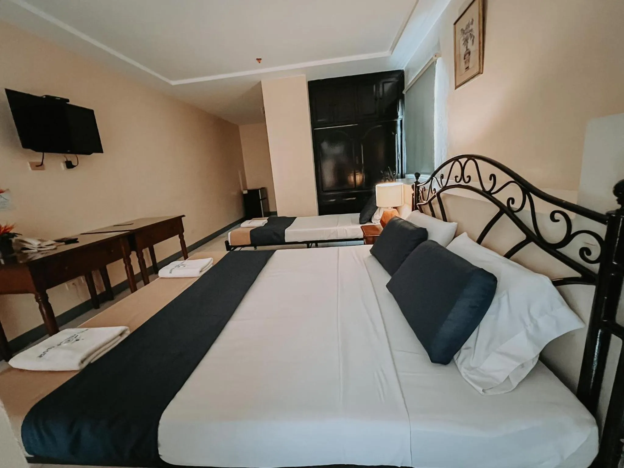 TV and multimedia, Bed in Fuente Hotel de Cebu