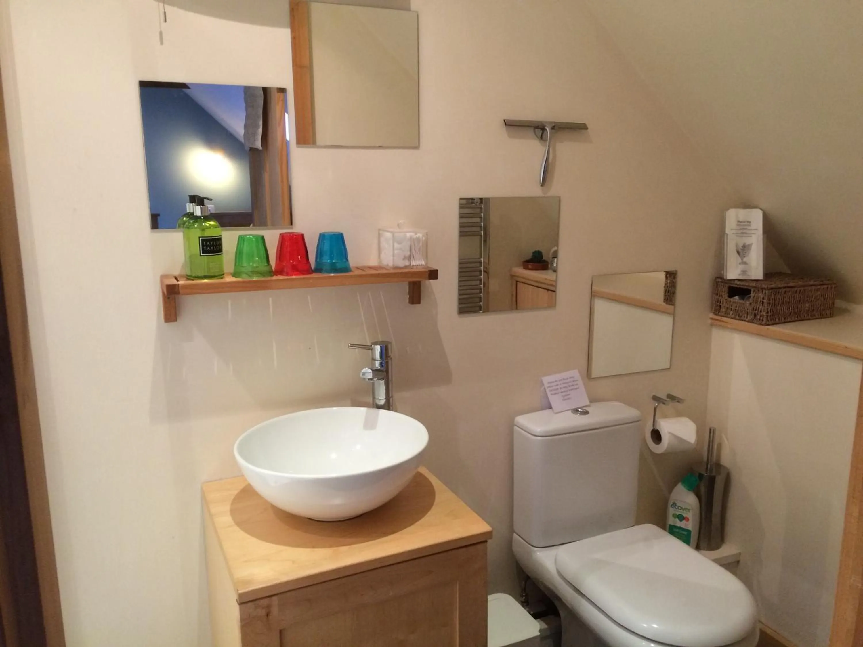 Bathroom in Knockaloe Beg Farm