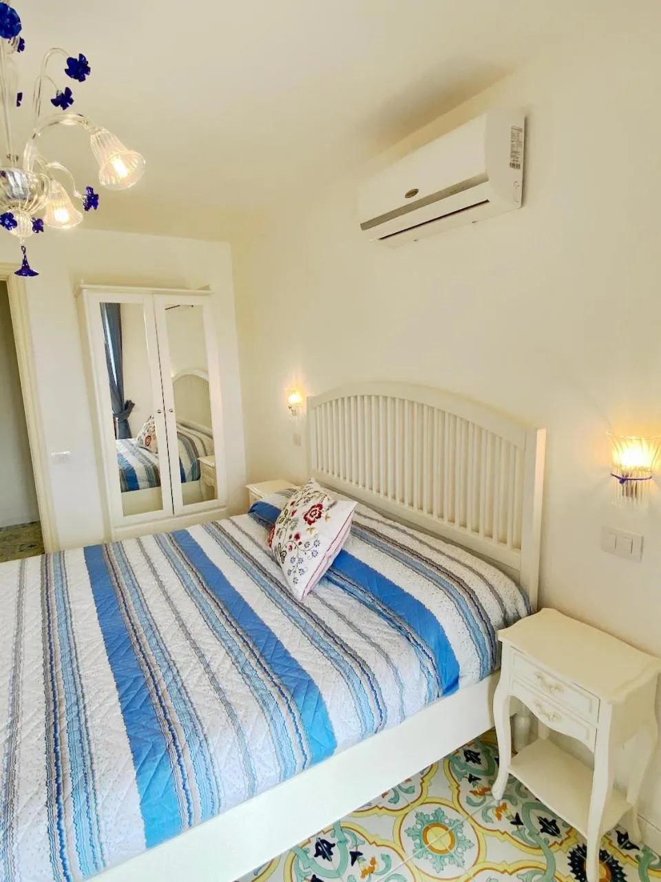 Bedroom, Bed in Villa Amalu Capri Piscina e Giardino