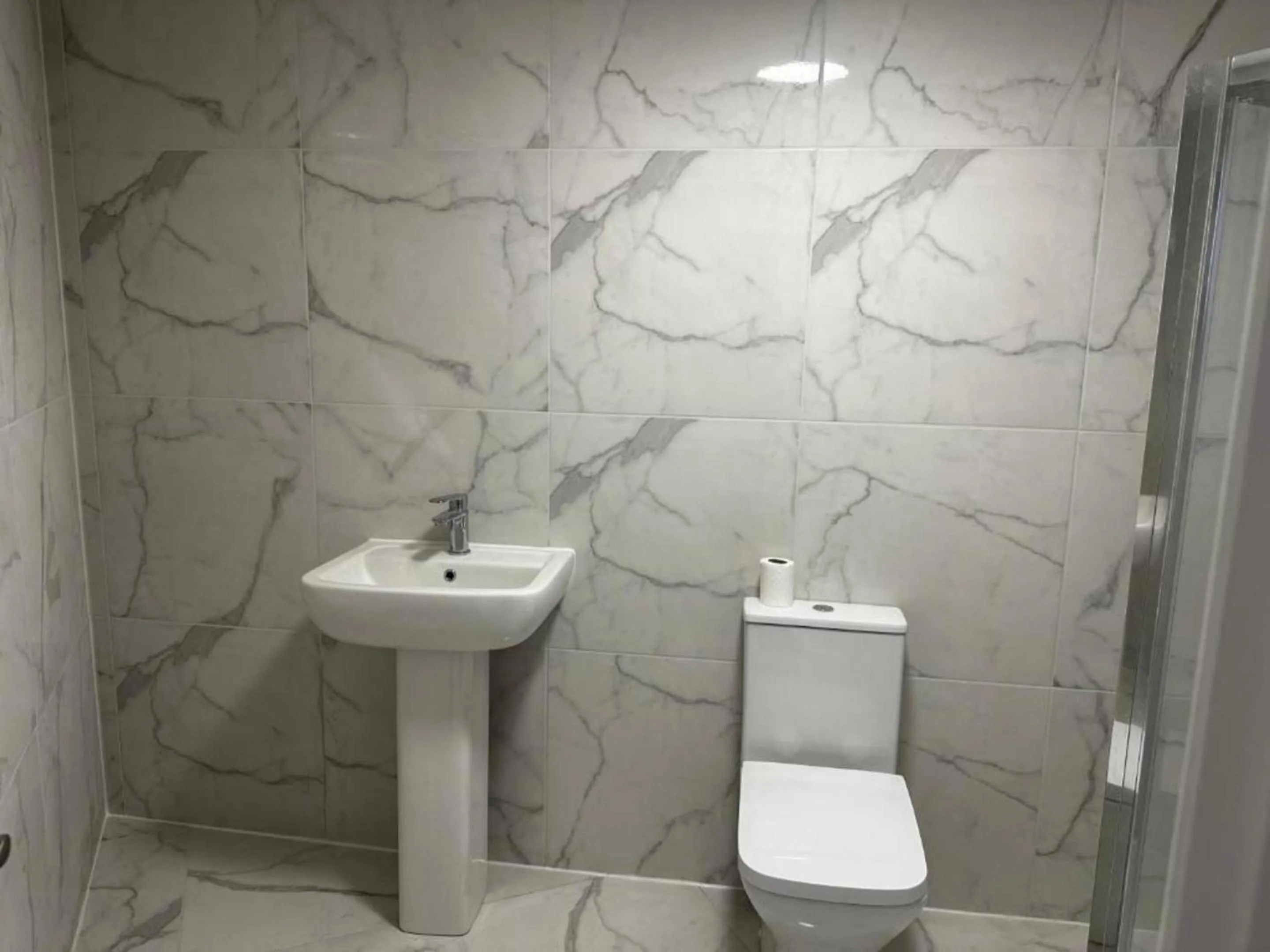 Bathroom in OYO Cheetham Hill Guest House