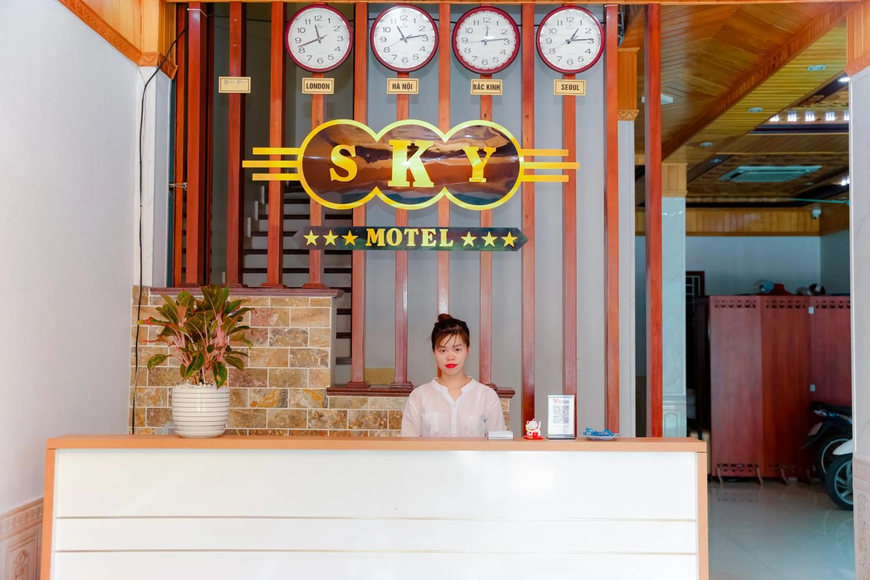 SKY HOTEL - KHÁCH SẠN BẮC NINH