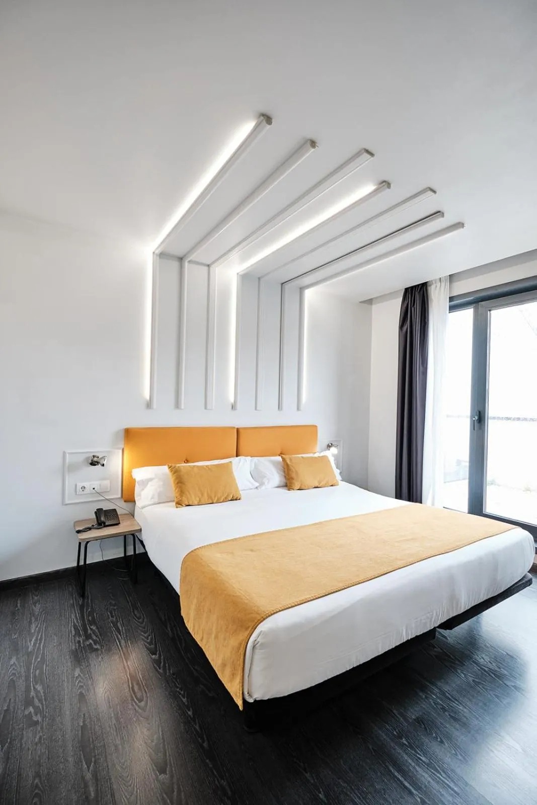 Photo of the whole room, Bed in Hotel Lux Santiago