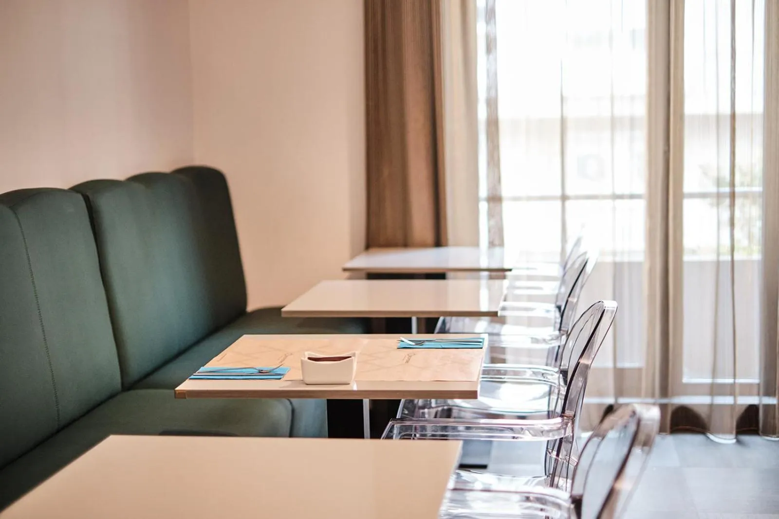 Breakfast in Hotel Lux Santiago