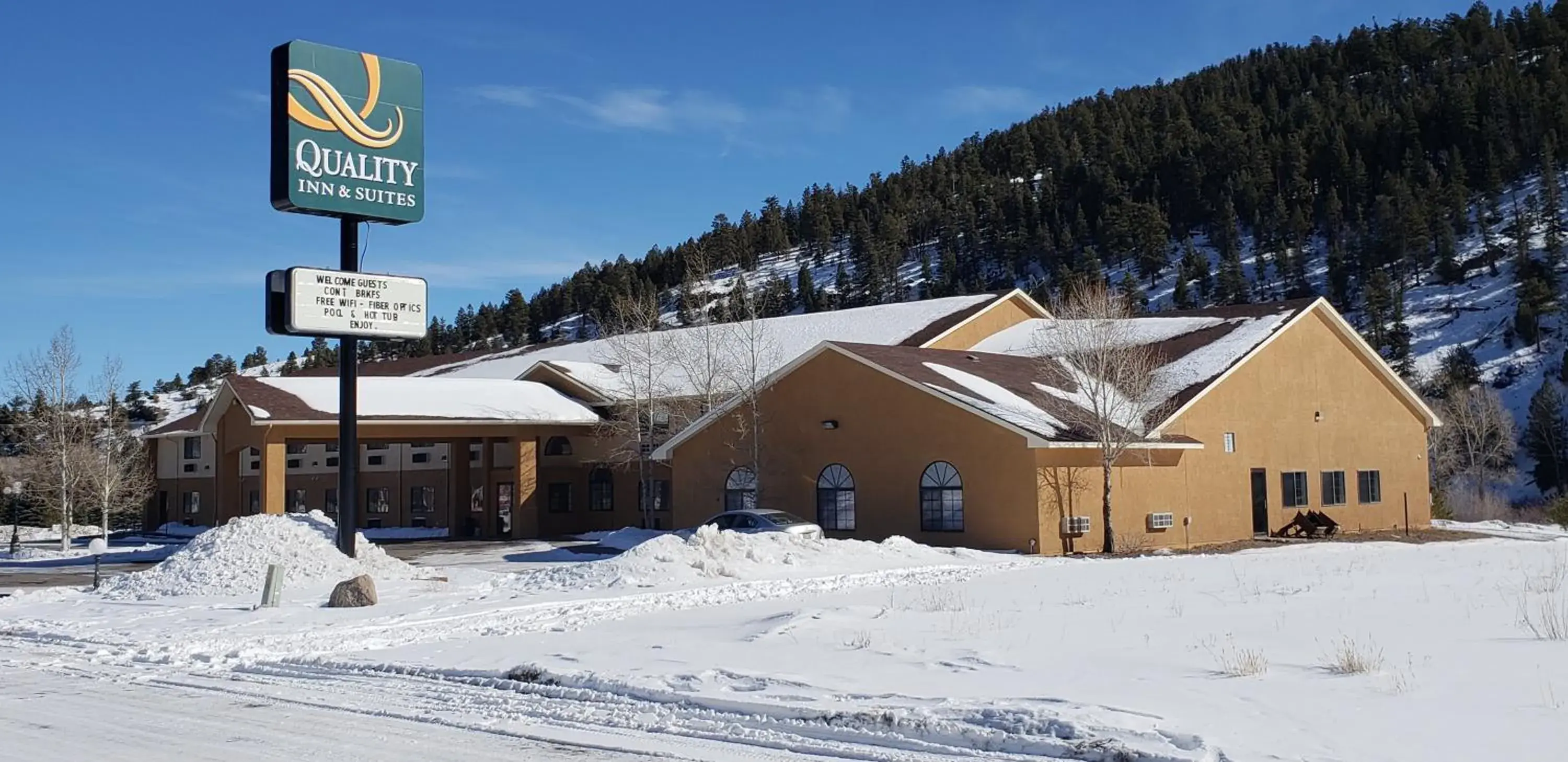 Property building in Quality Inn & Suites Property building in Quality Inn & Suites