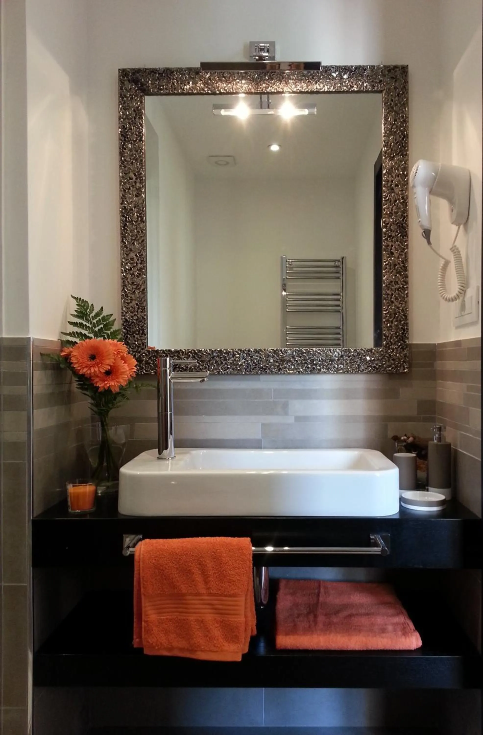 Bathroom in Gemini Suite