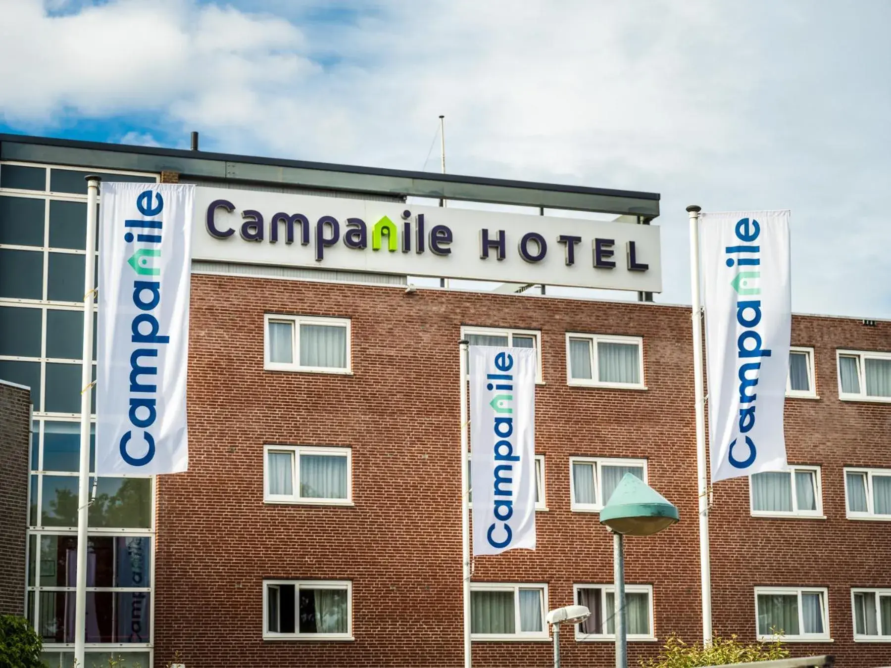 Property building in Campanile Hotel & Restaurant Breda Property building in Campanile Hotel & Restaurant Breda