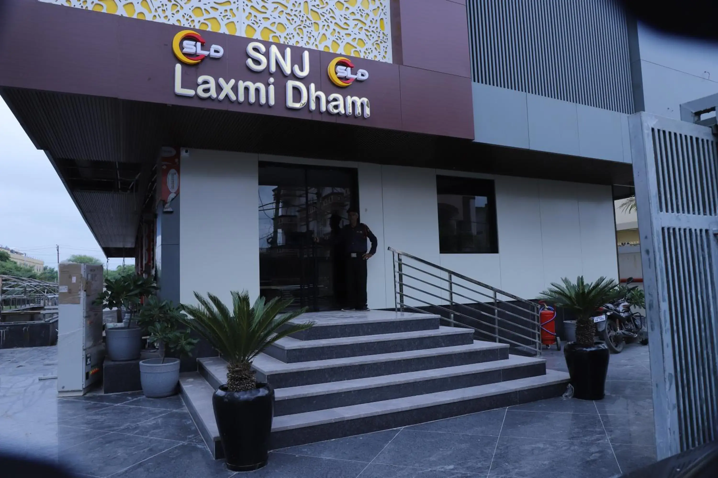 Property building in S.N.J LAXMI DHAM Property building in S.N.J LAXMI DHAM