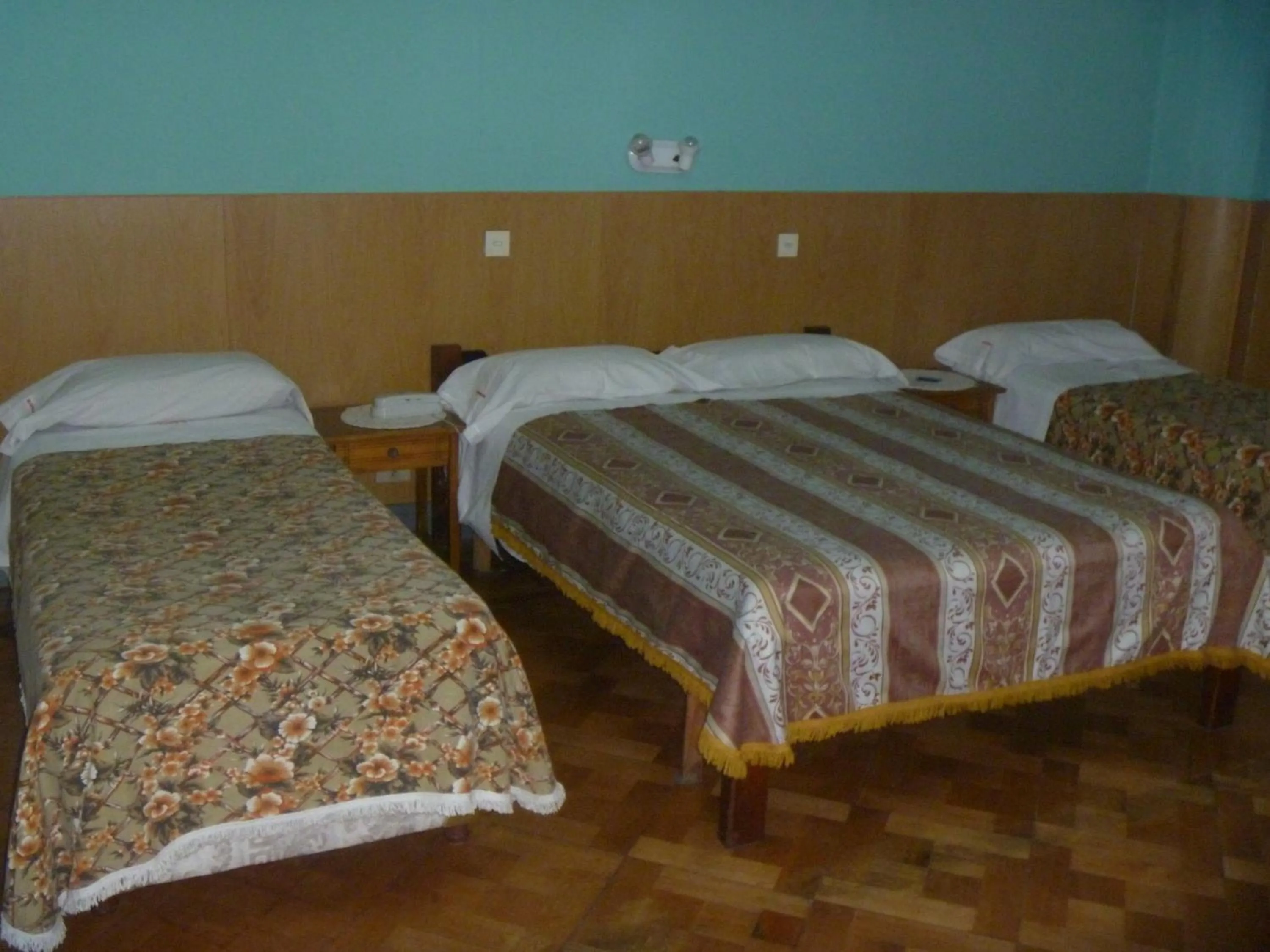 Photo of the whole room, Bed in Hotel San Martin