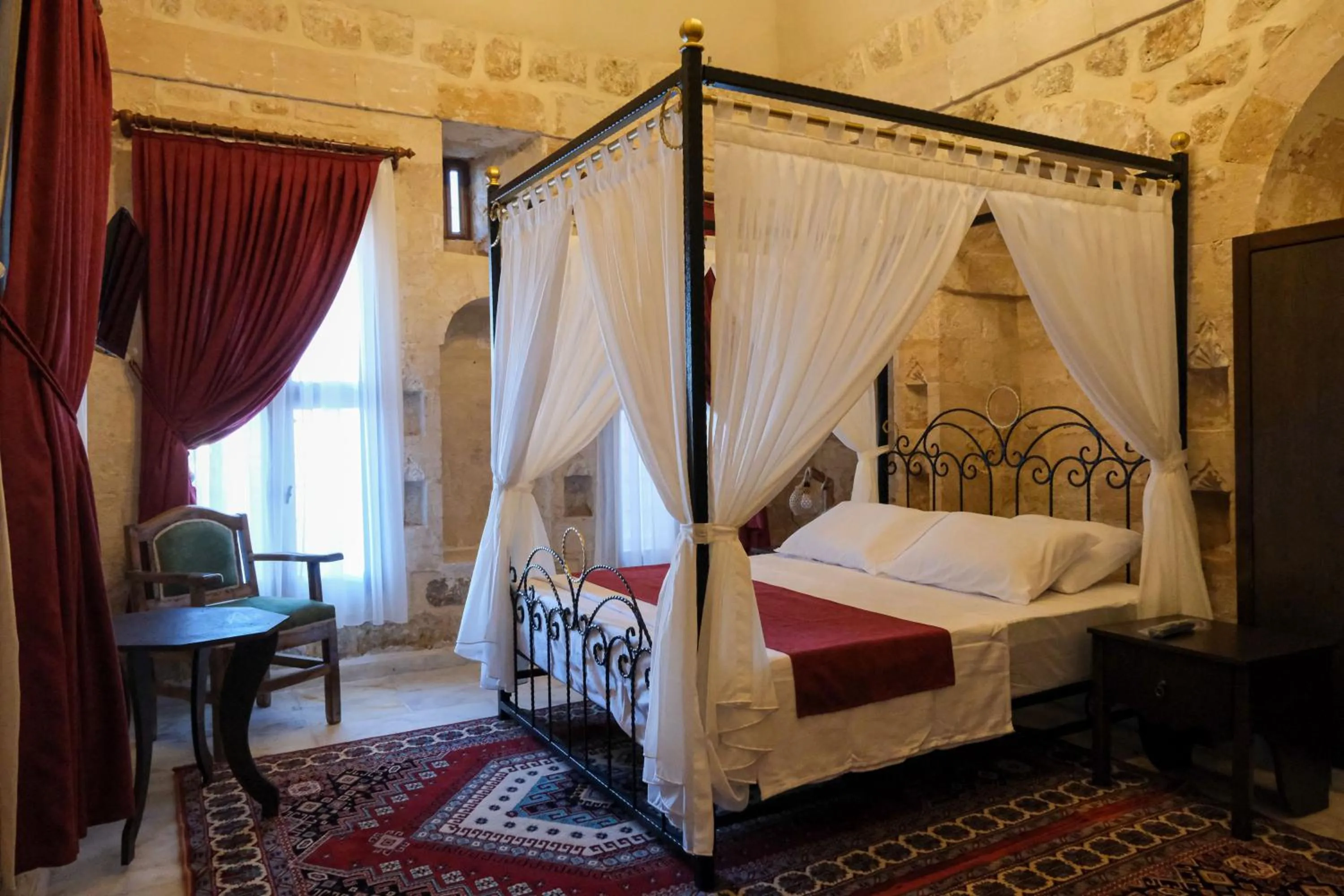 Bed in MİRSTONE TARİHİ KONAK