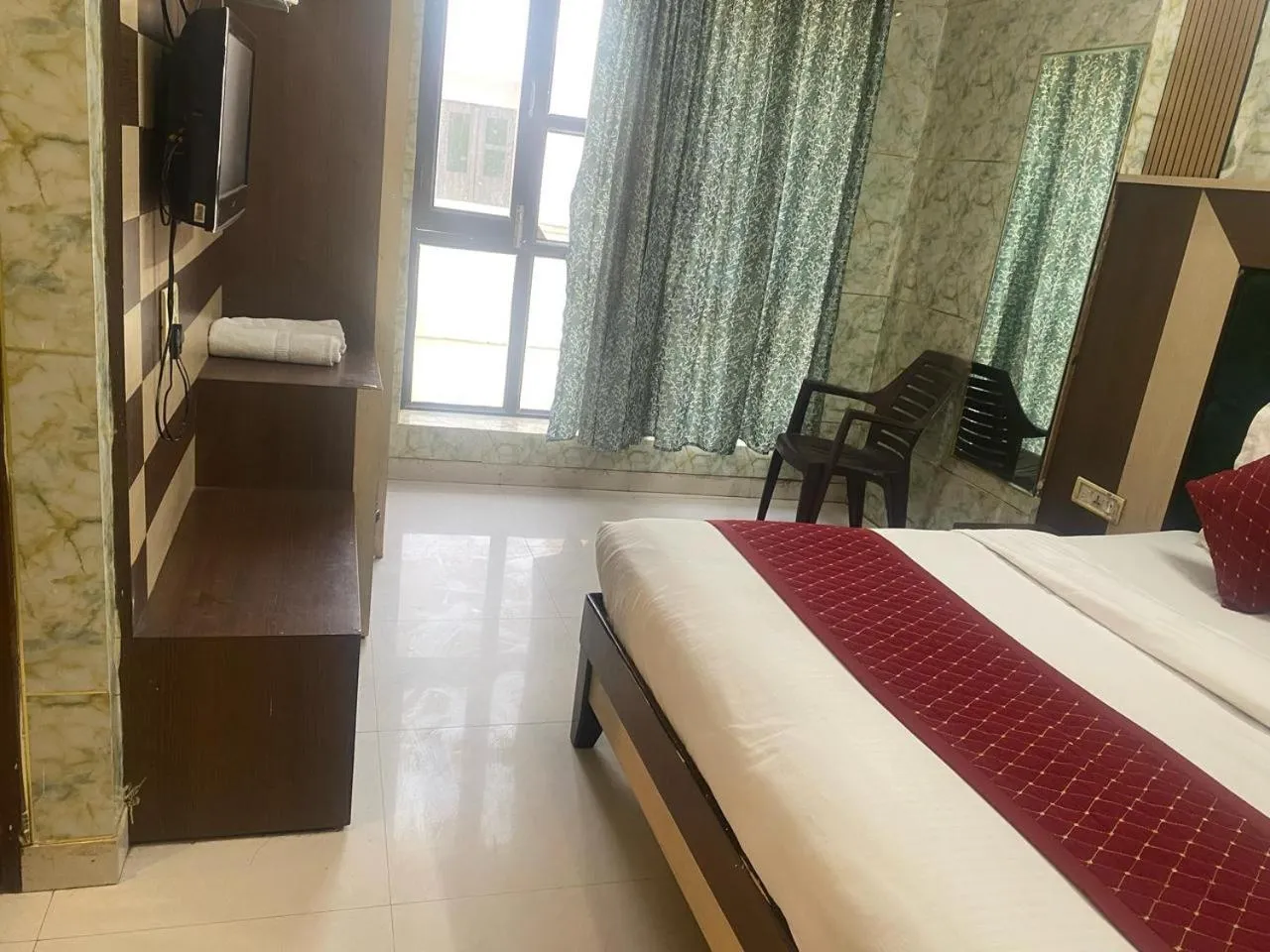 Photo of the whole room, Bed in HOTEL ROBIN