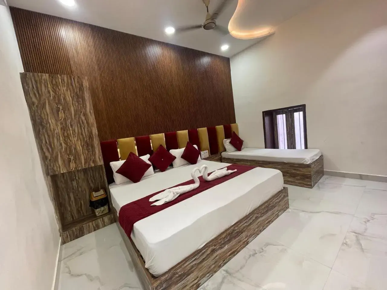 Bed in HOTEL ROBIN Bed in HOTEL ROBIN