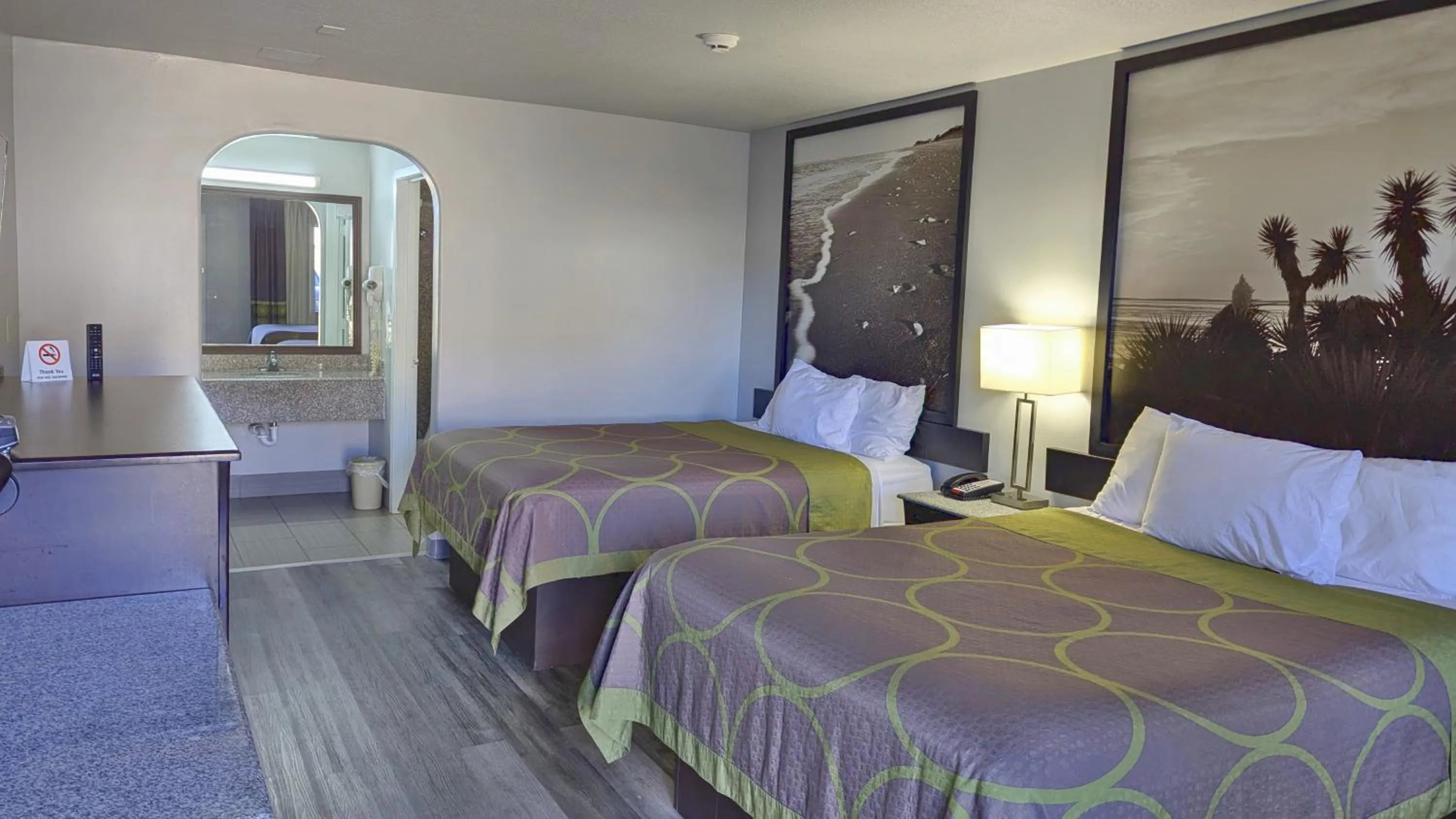 Bedroom in Super 8 by Wyndham Willowbrook Houston