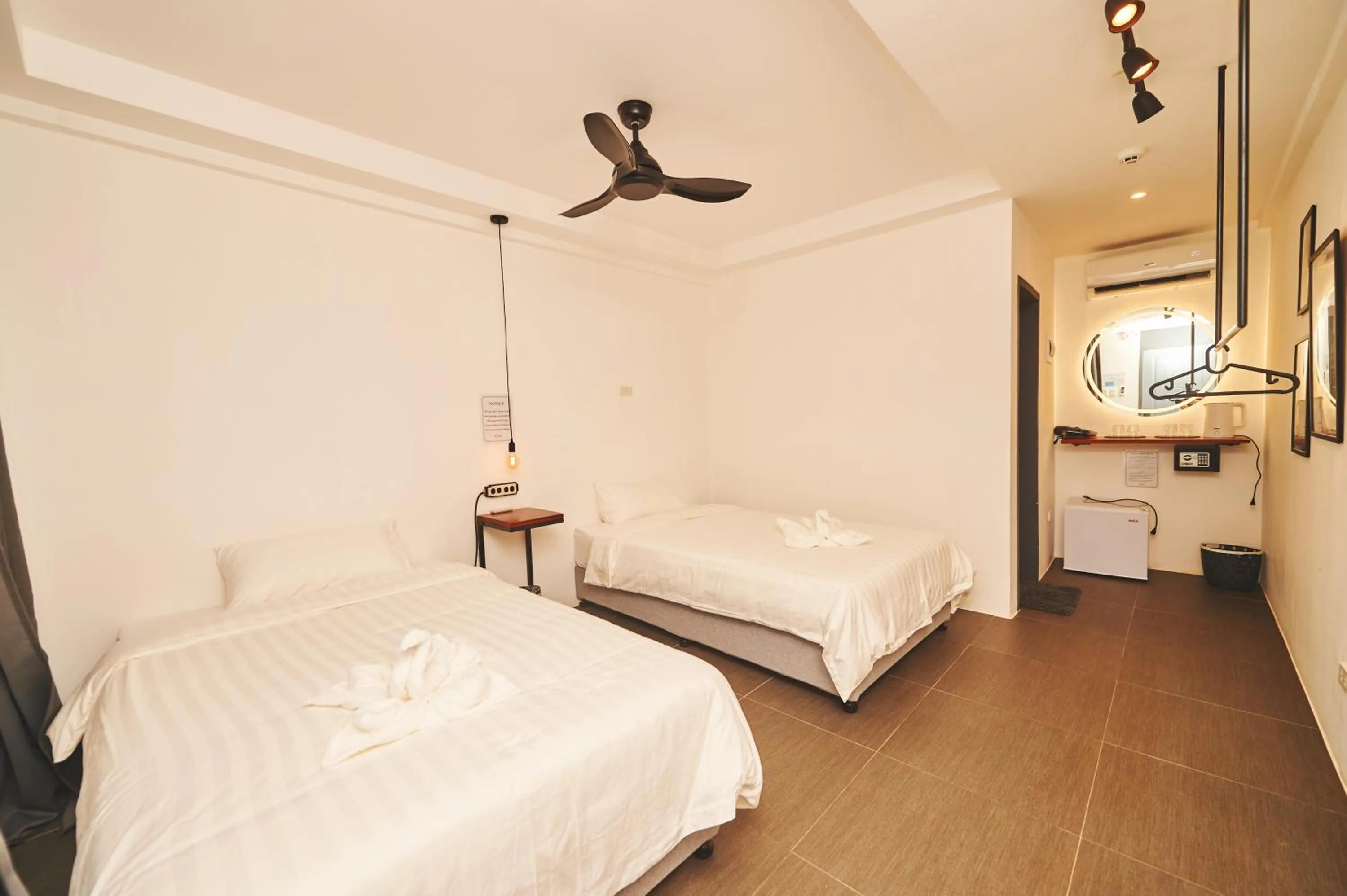 Bed in Hotel Gray in Boracay