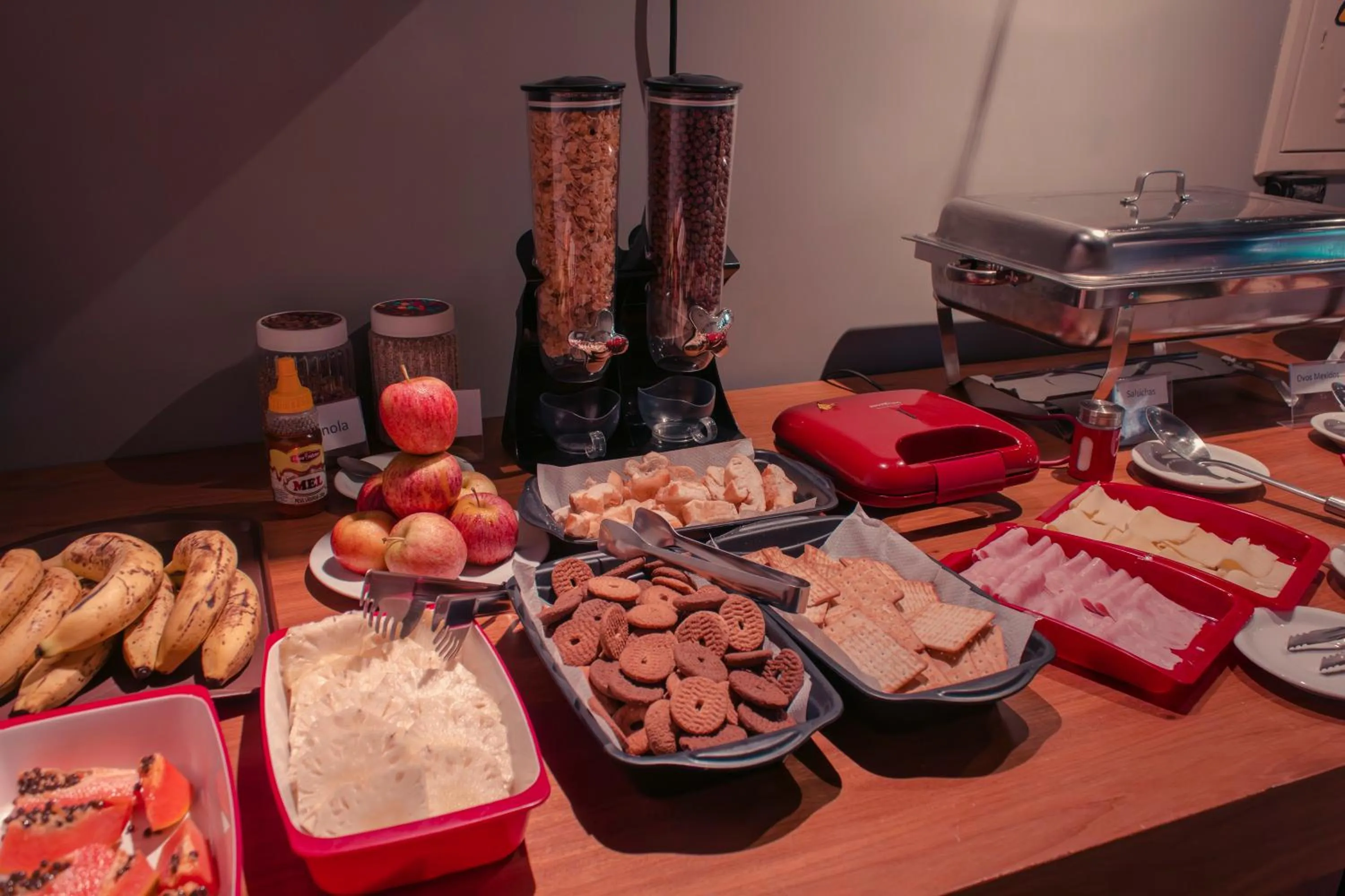 Buffet breakfast in Hotel Apiacas