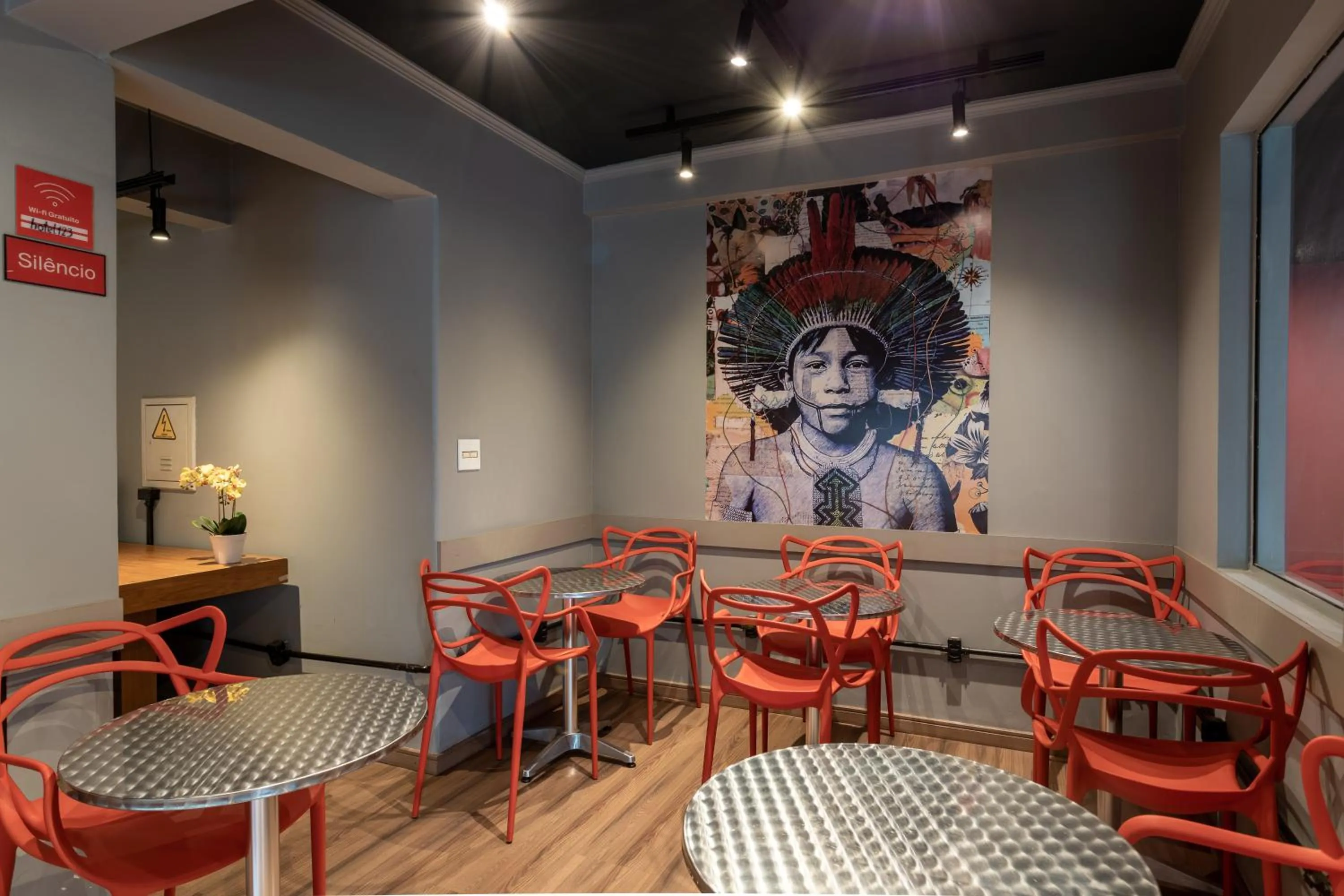 Dining area in Hotel Apiacas