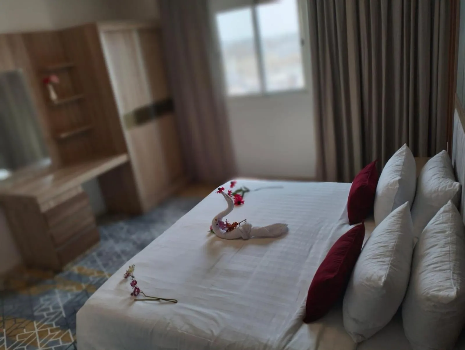 Bedroom, Bed in GOLDEN NEW UMU ALQURAA Hotel