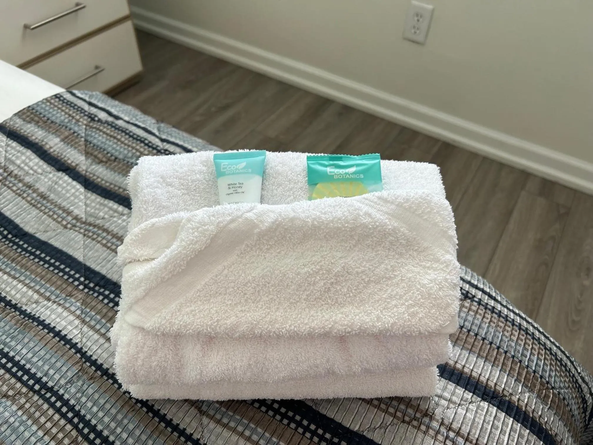 Family, Bed in Esplanade Suites - A Sundance Vacations Property