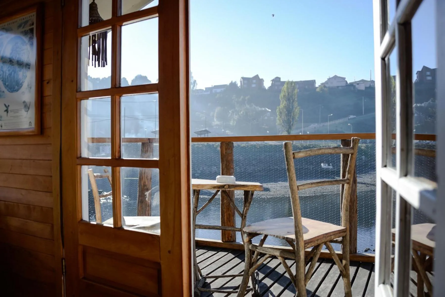 Double Room with Balcony and Sea View in Palafito Hostel Chiloé