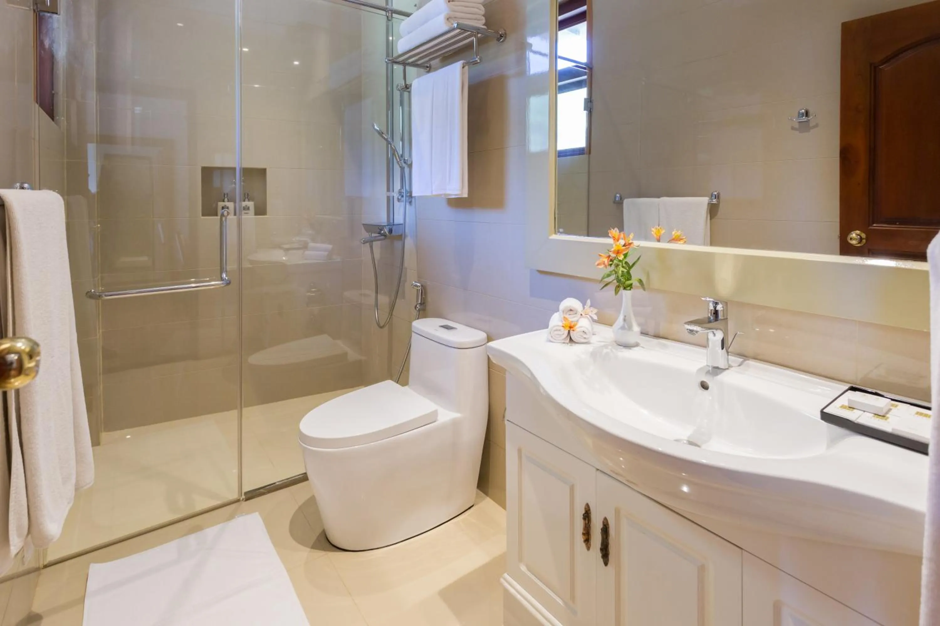 Shower in Serene Villa 38