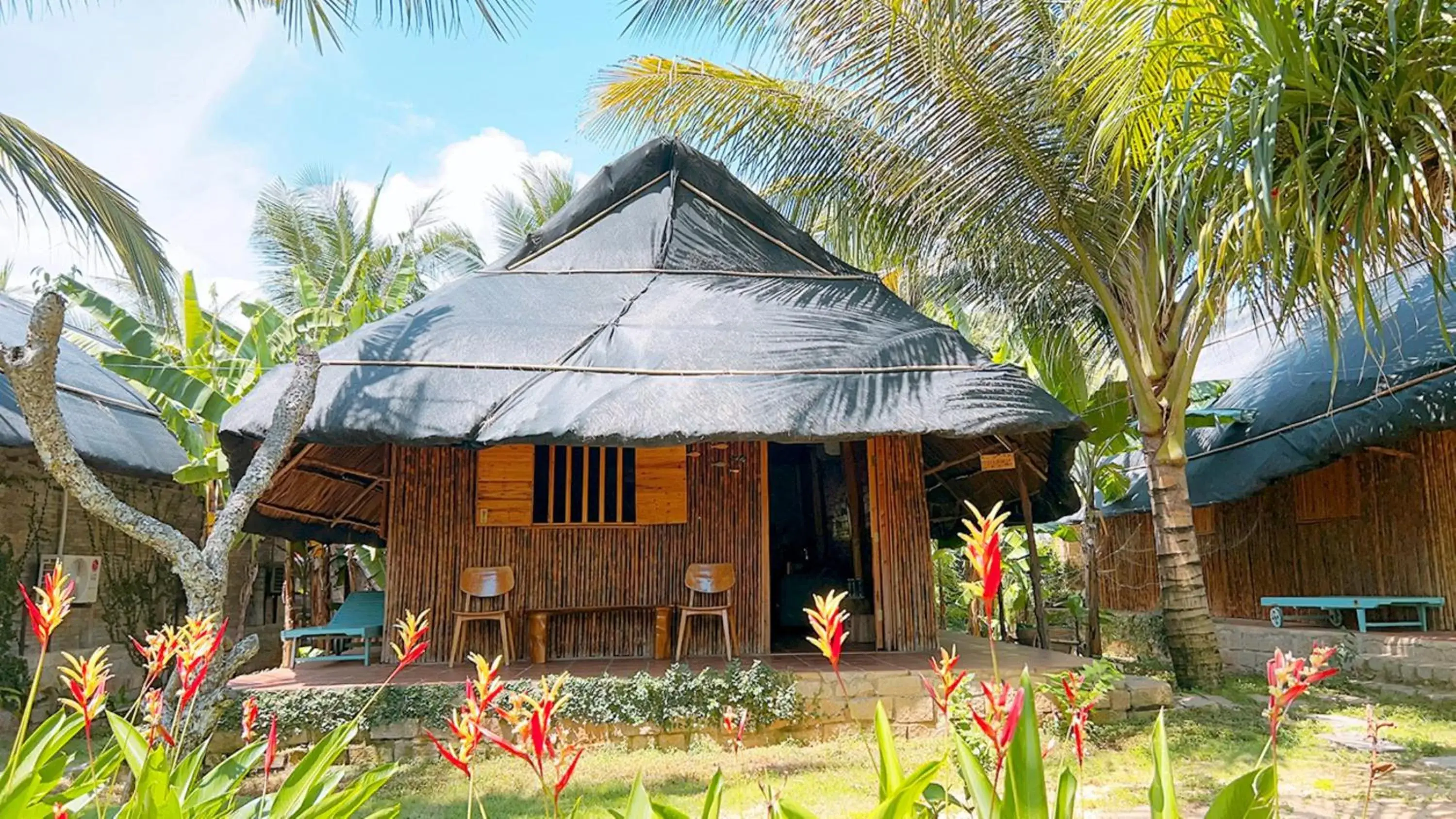 Deluxe Bungalow with Sea View in Me bungalow beach resort Deluxe Bungalow with Sea View in Me bungalow beach resort