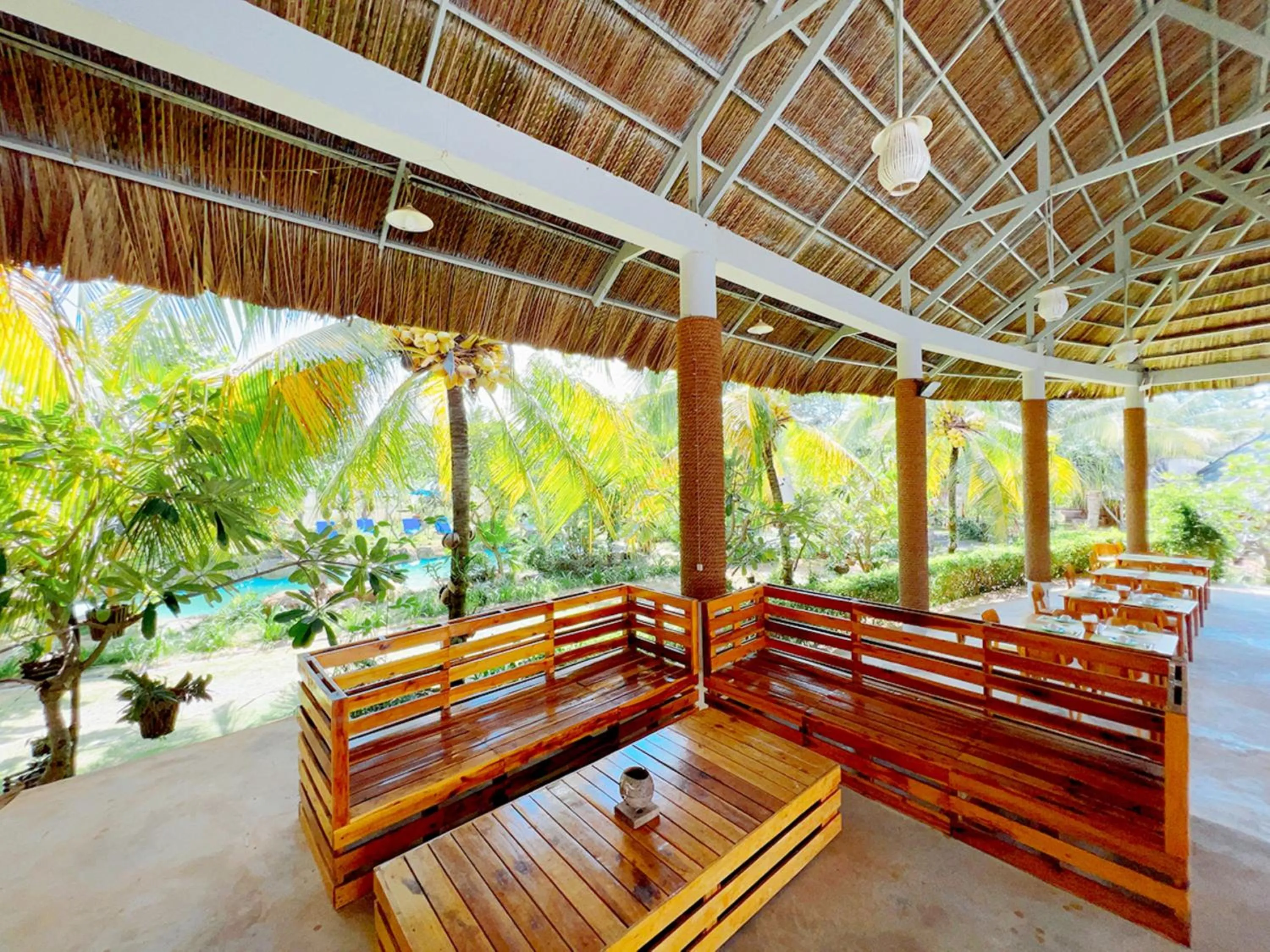 Neighbourhood in Me bungalow beach resort