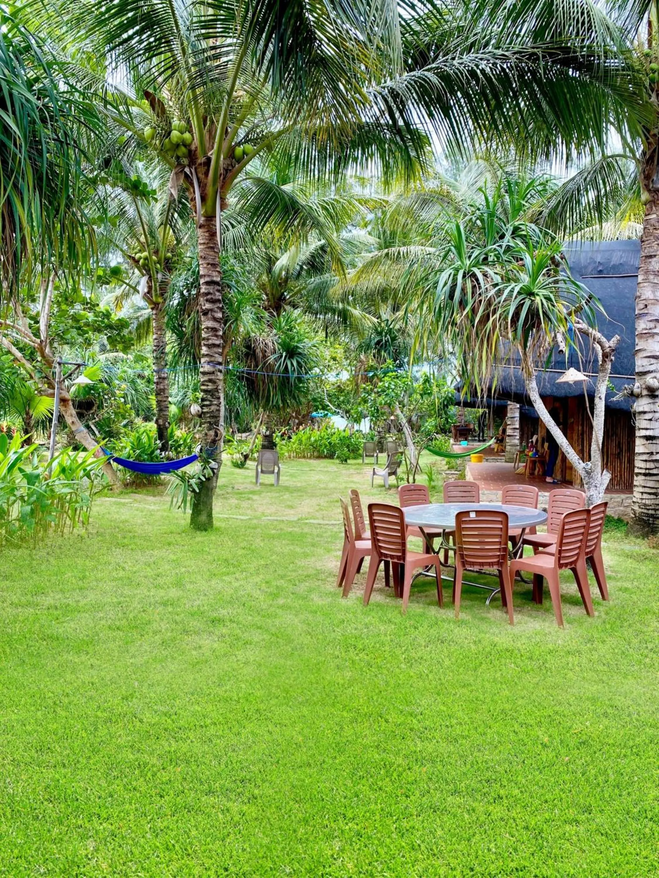 Patio in Me bungalow beach resort