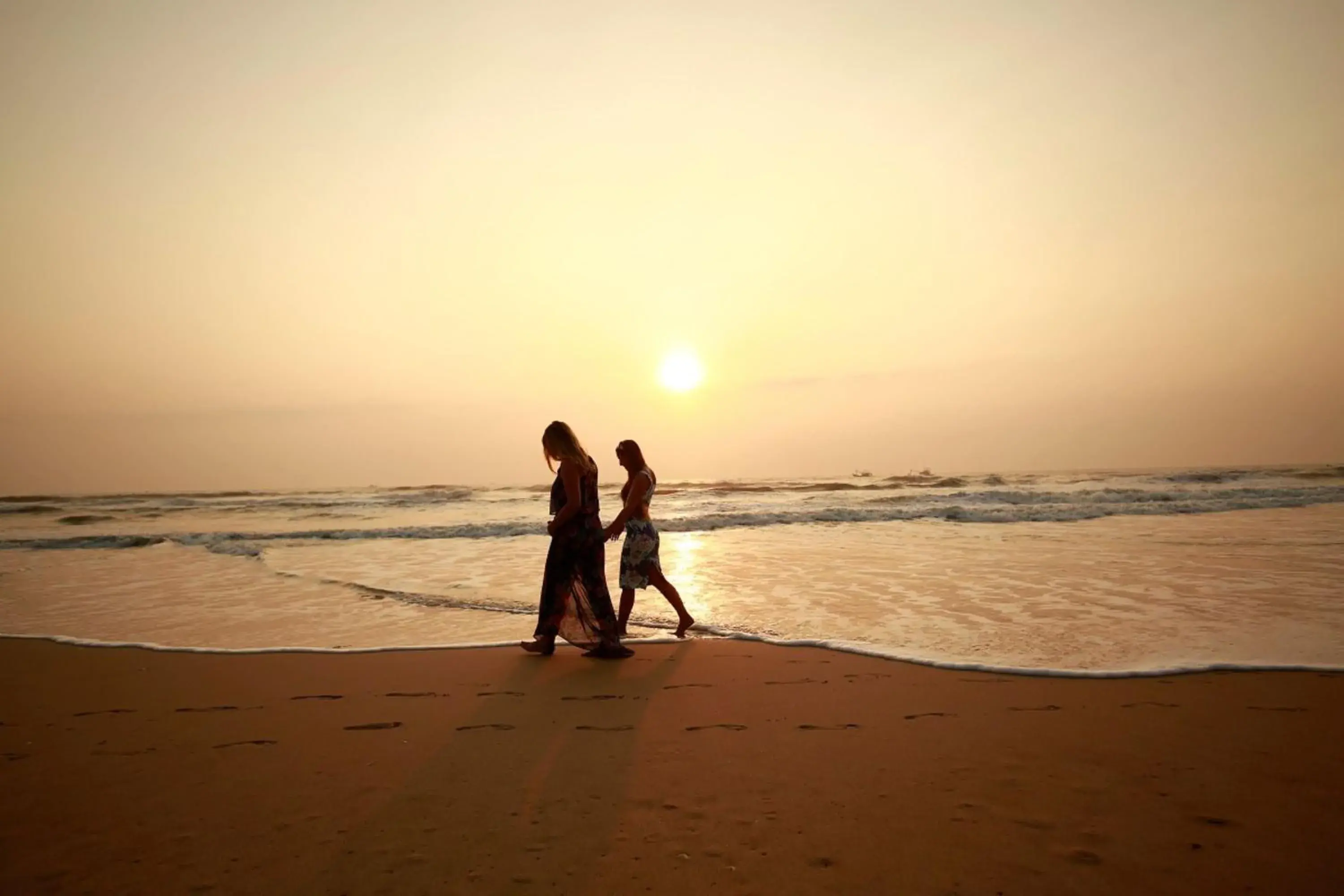 Me bungalow beach resort Me bungalow beach resort