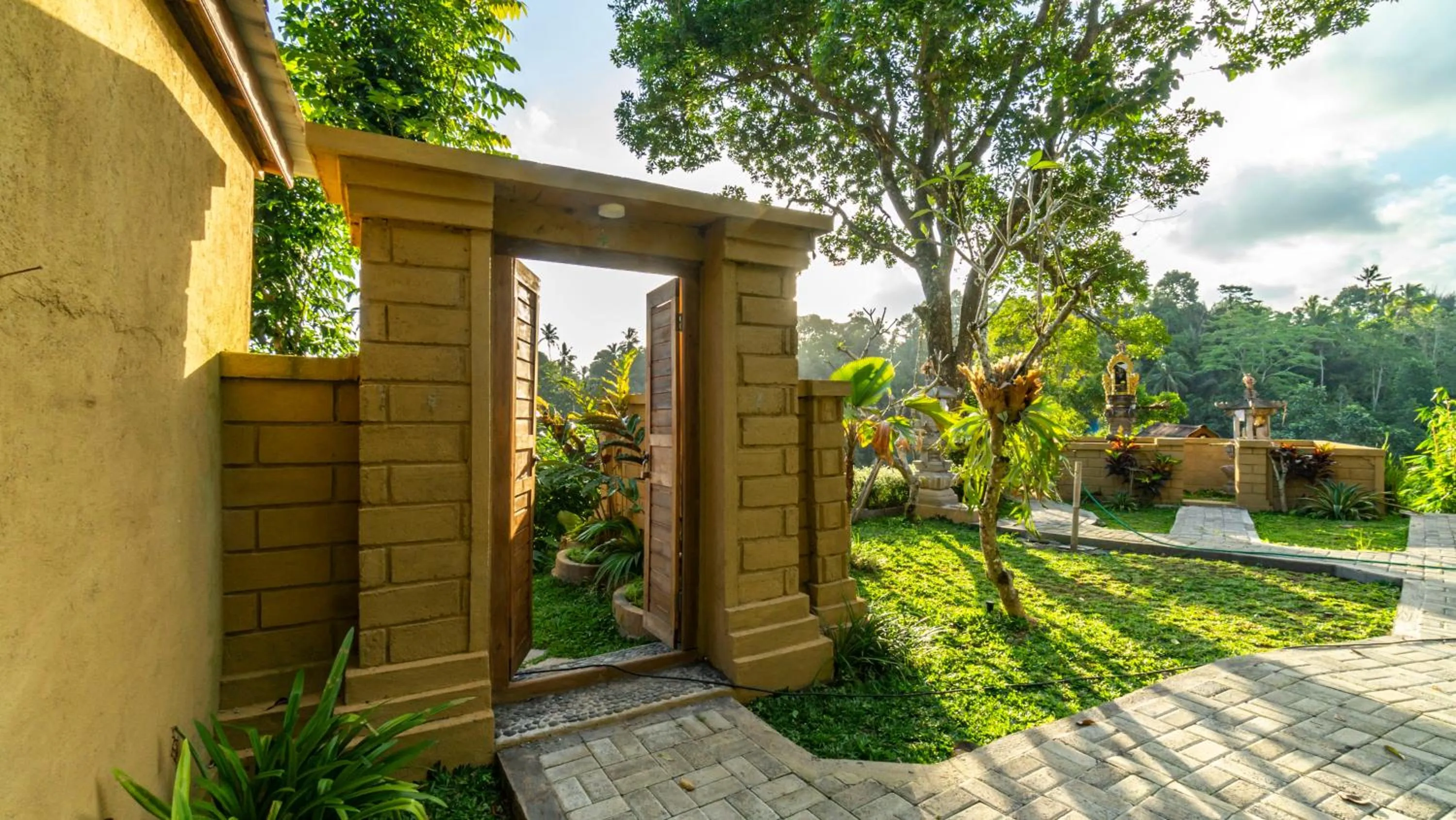 Facade/entrance in Anja Villas Ubud