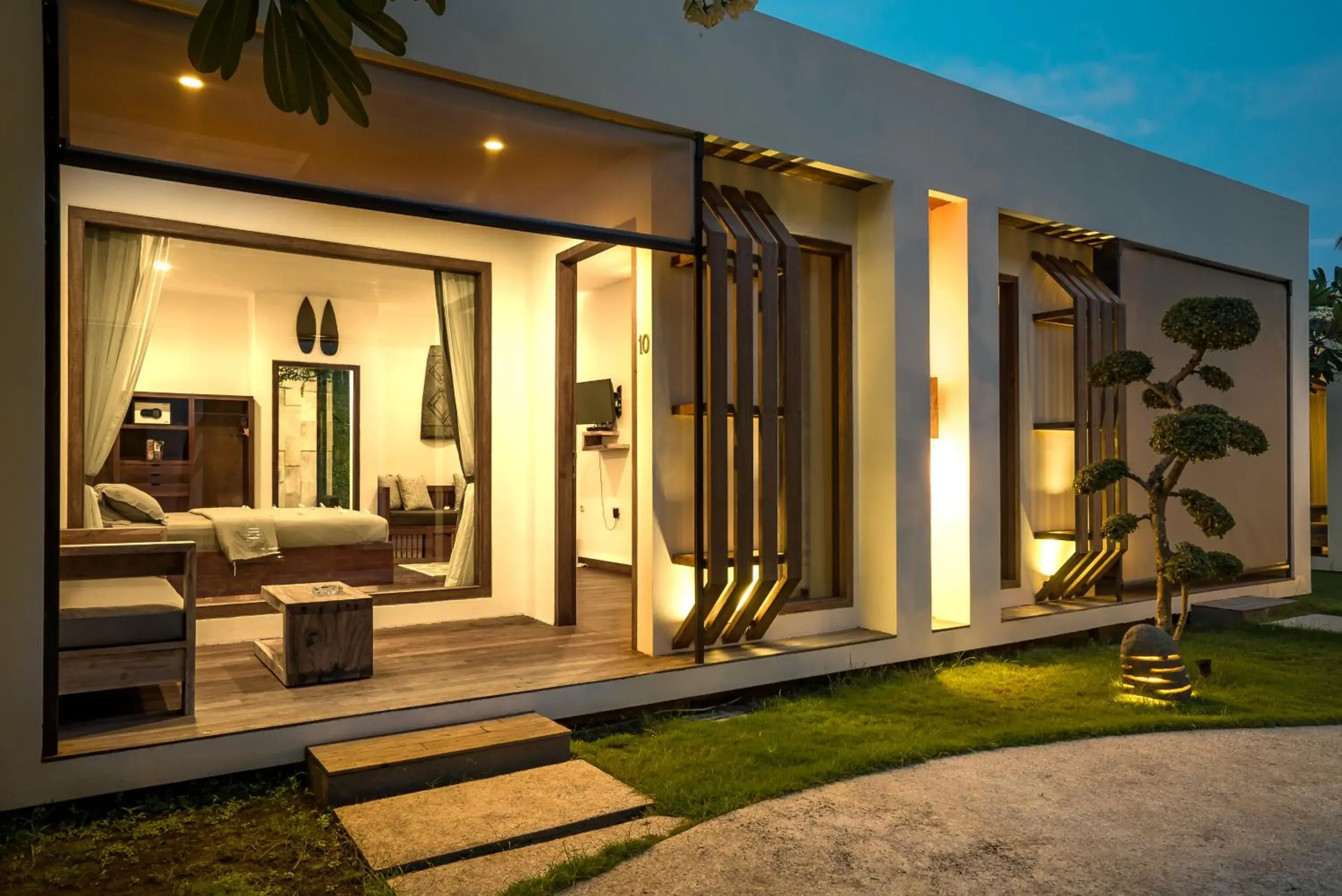 Facade/entrance in Villa Nero Facade/entrance in Villa Nero