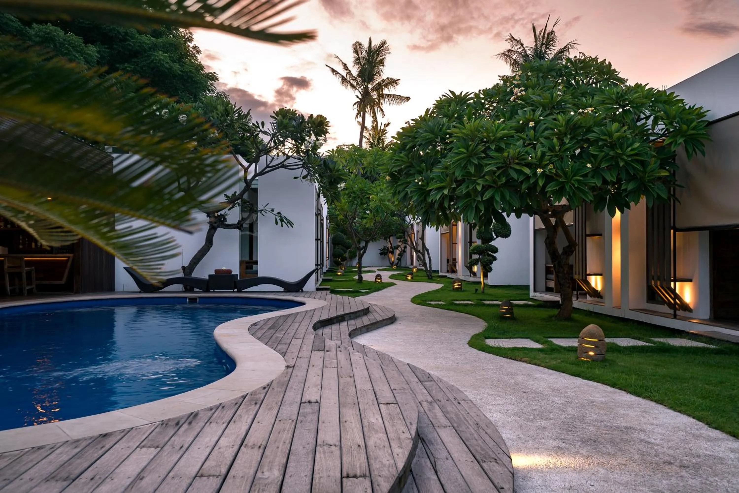 Property building in Villa Nero