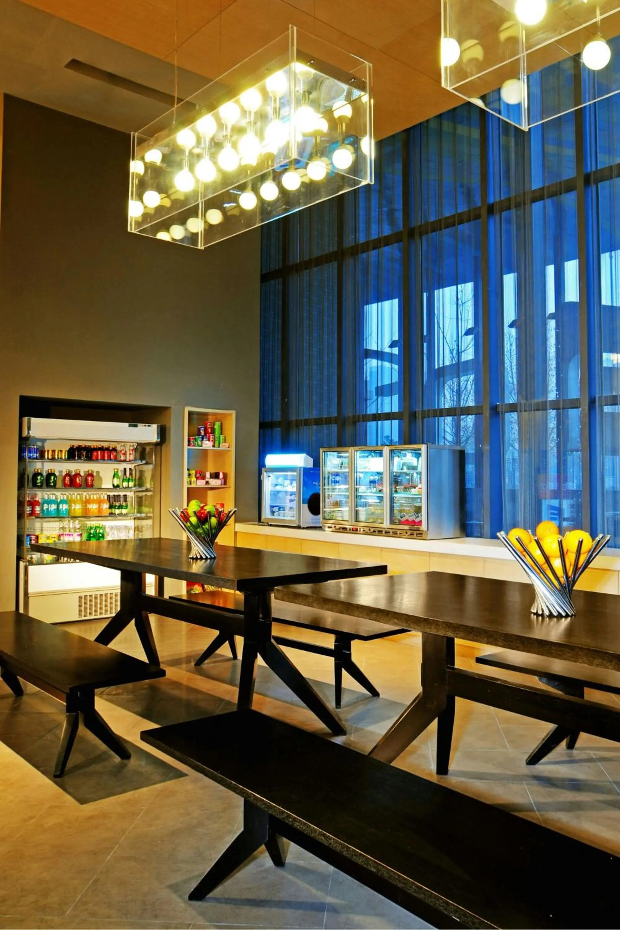 Restaurant/places to eat in Aloft Zhengzhou Shangjie