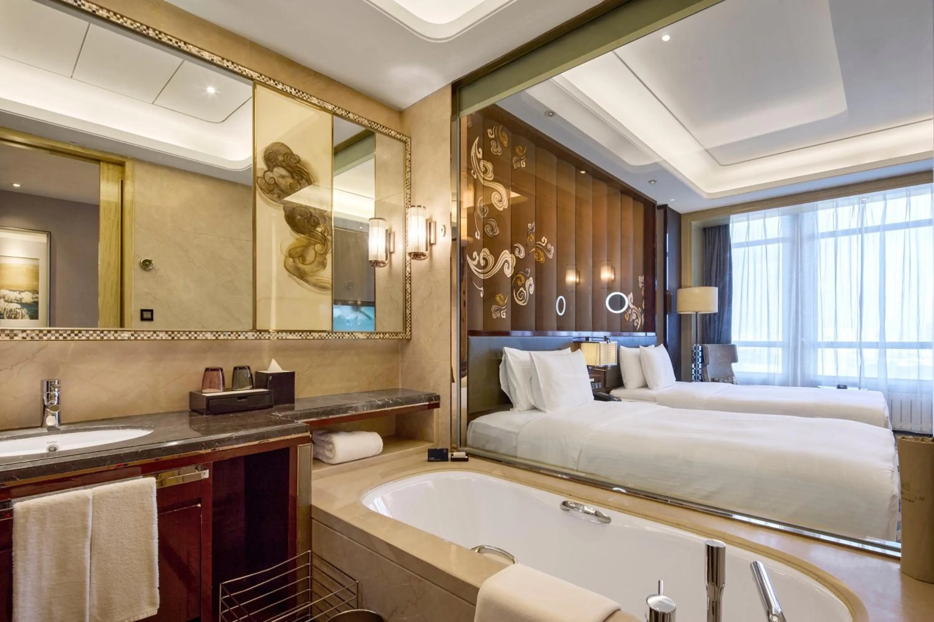 Bathroom, Bed in Wanda Realm Yinchuan