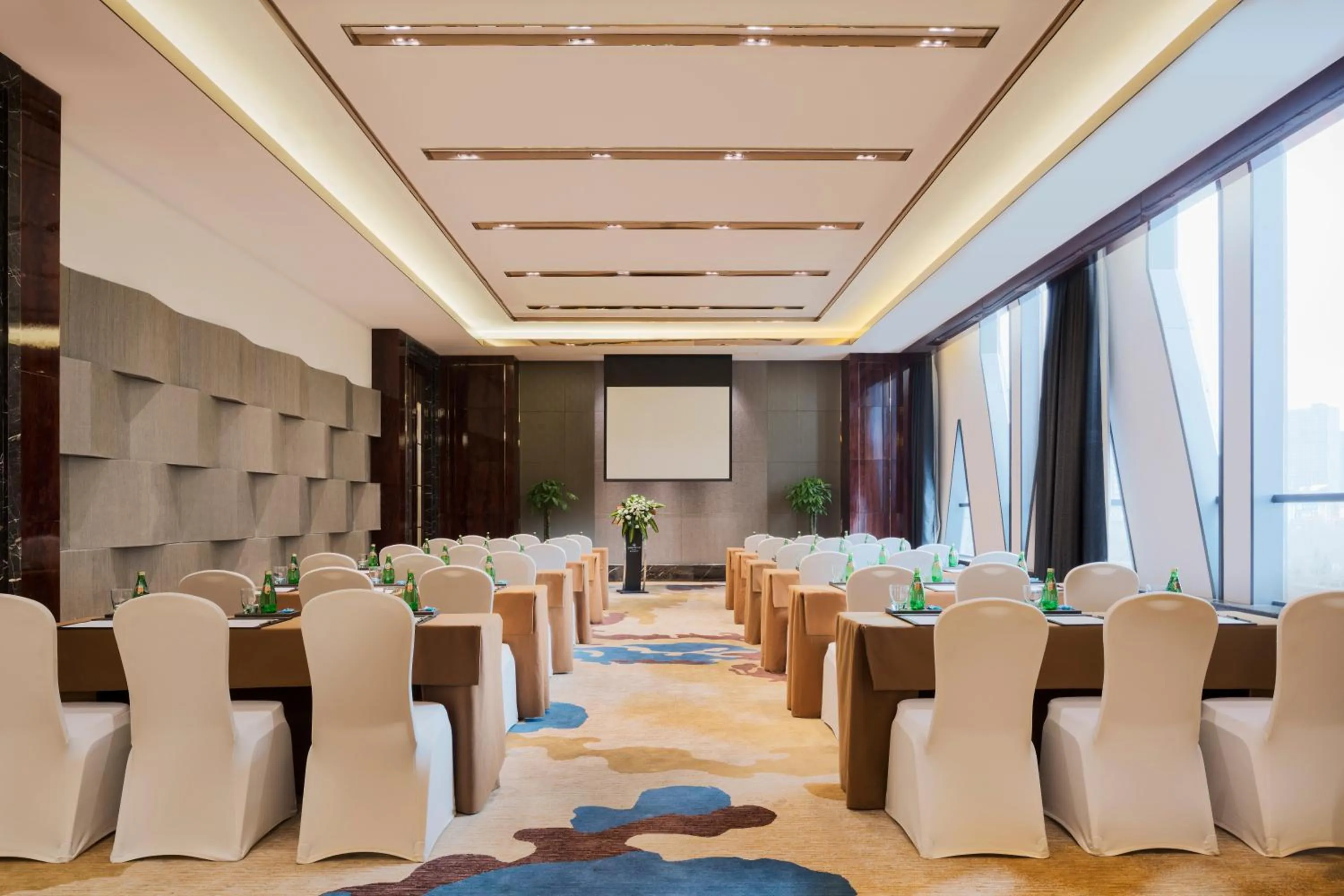 Banquet/Function facilities in Wanda Realm Yinchuan