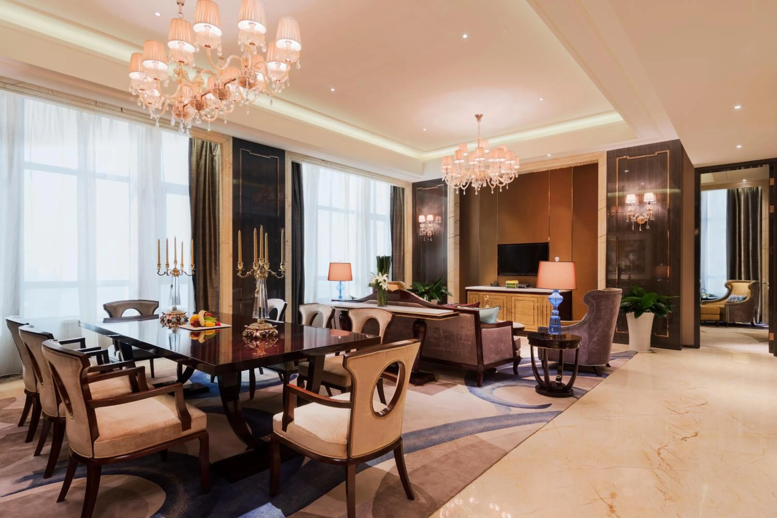 Business facilities in Wanda Realm Yinchuan