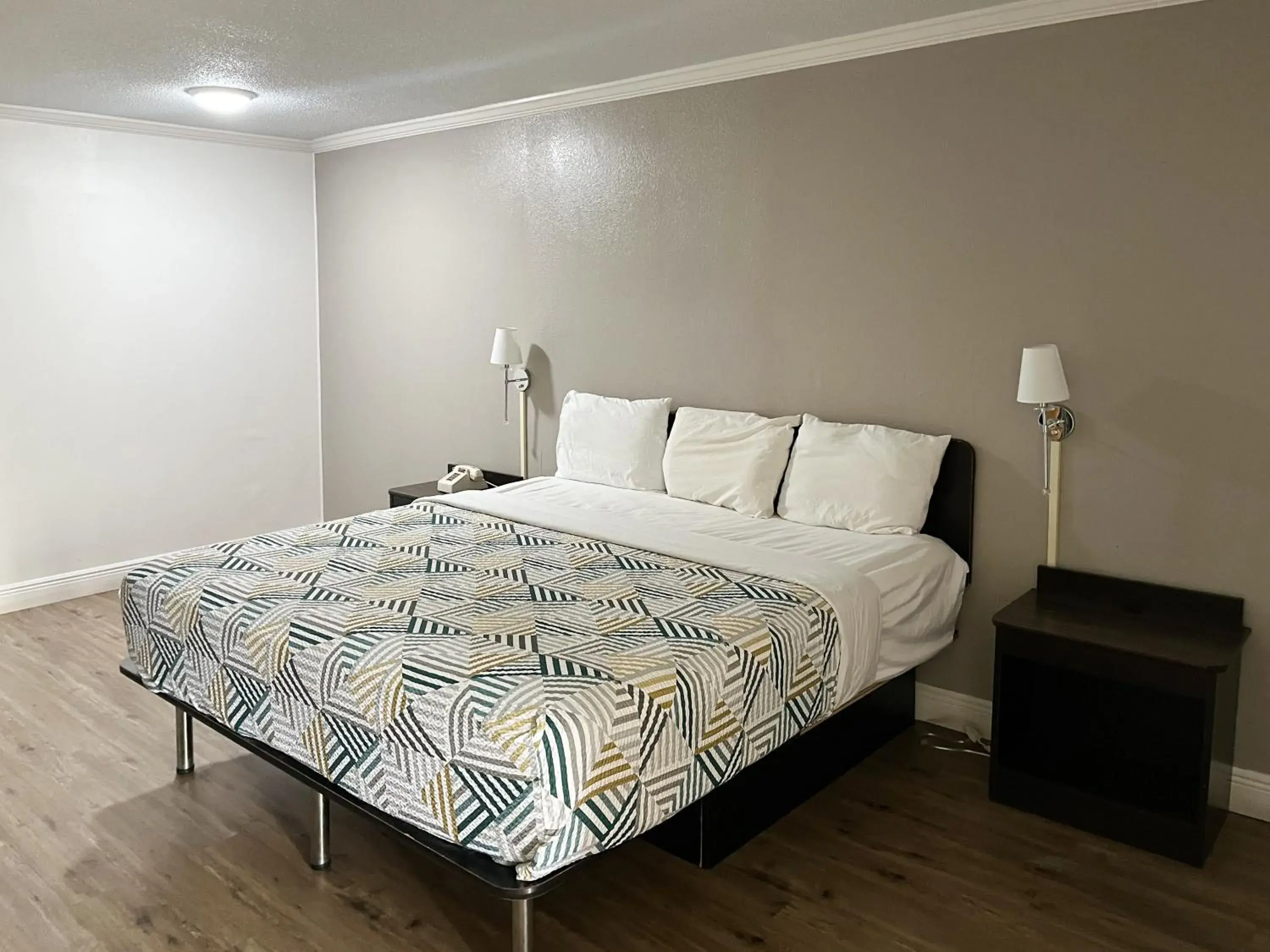 Bed in Motel 6-Opelousas, LA Bed in Motel 6-Opelousas, LA