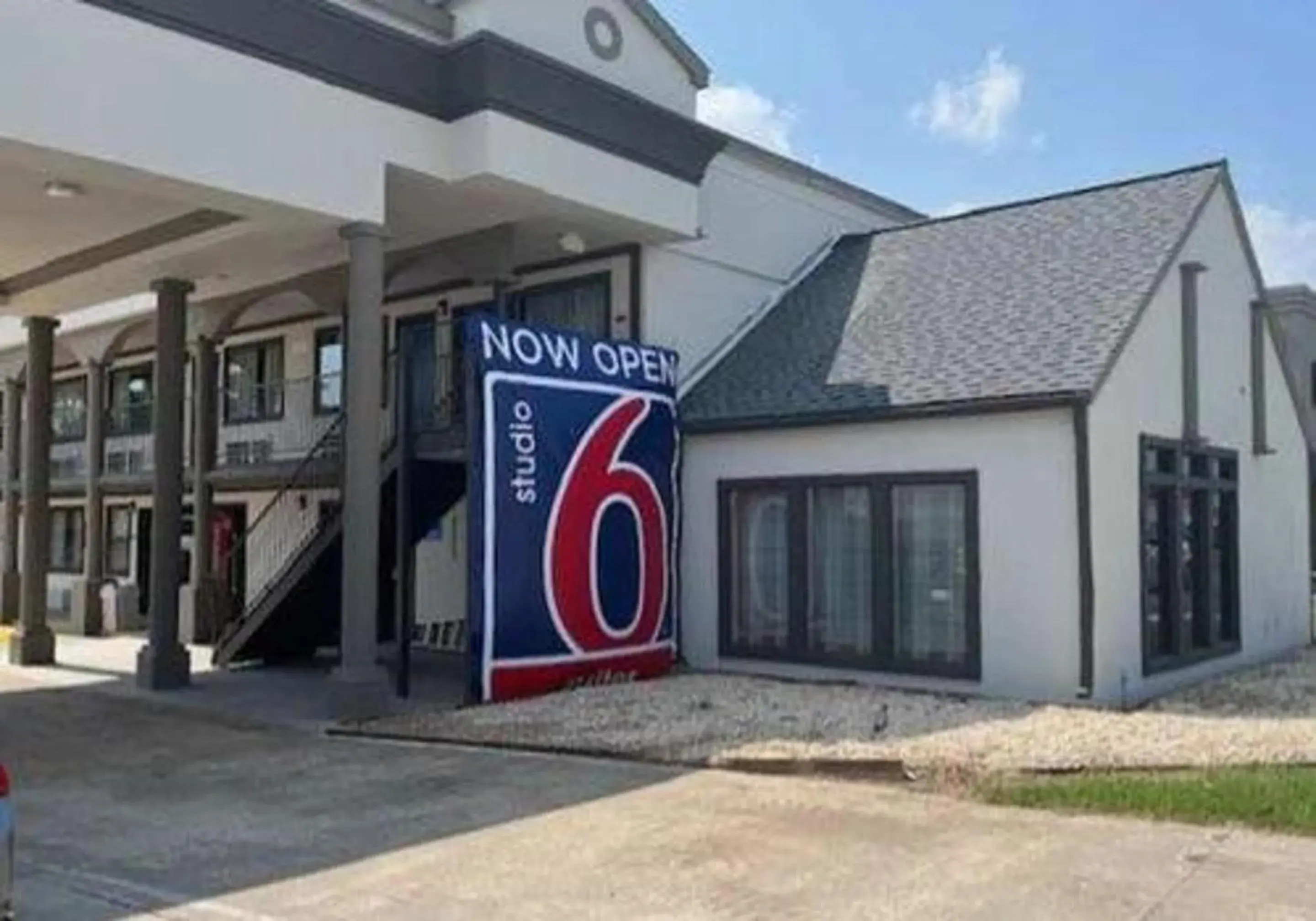 Property building in Motel 6-Opelousas, LA Property building in Motel 6-Opelousas, LA