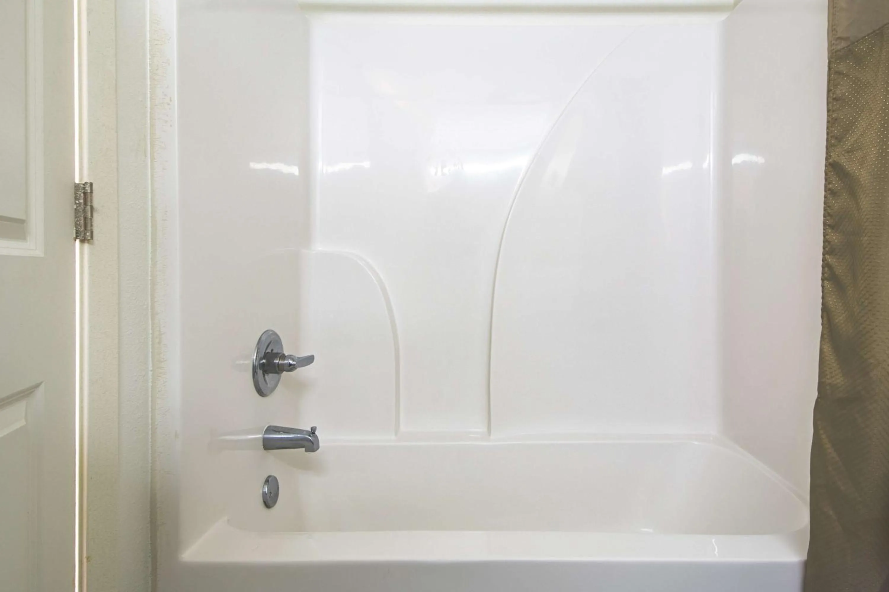 Bathroom in Motel 6-Opelousas, LA