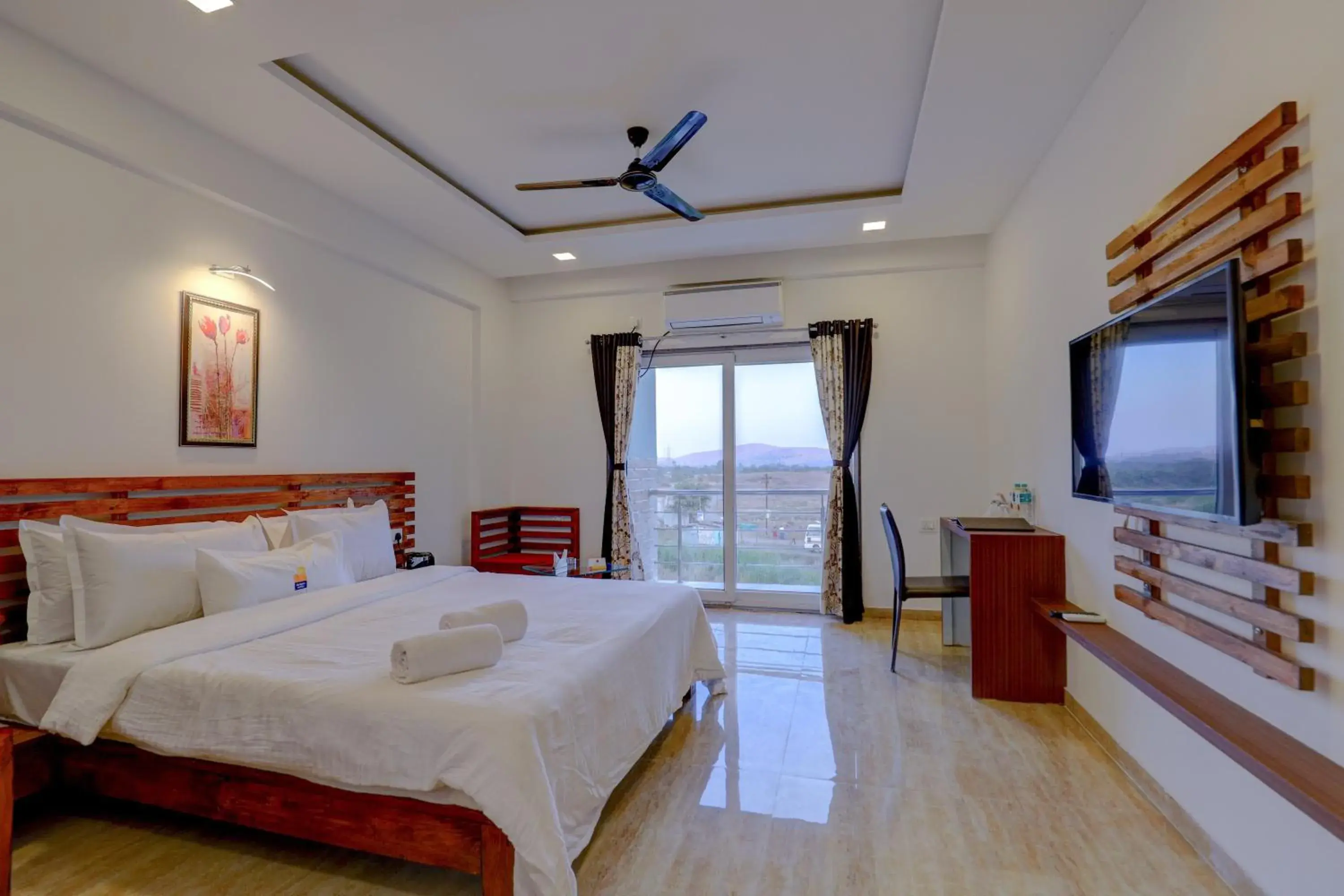 Deluxe Room with Bathtub and Mountain View in Rainforest Resort and Spa, Igatpuri -Nature's Luxury Awaits Deluxe Room with Bathtub and Mountain View in Rainforest Resort and Spa, Igatpuri -Nature's Luxury Awaits