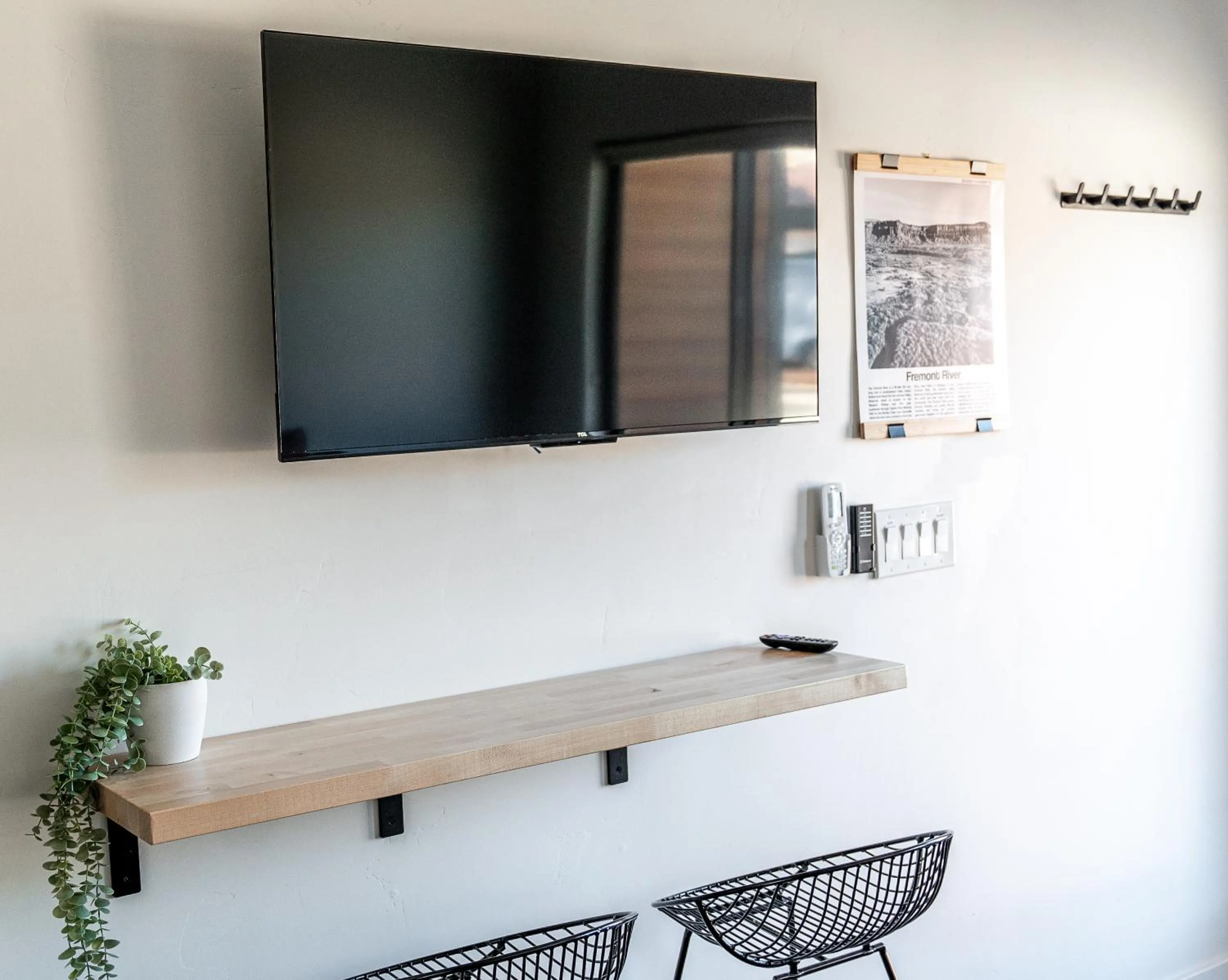 TV and multimedia in Casitas at Capitol Reef