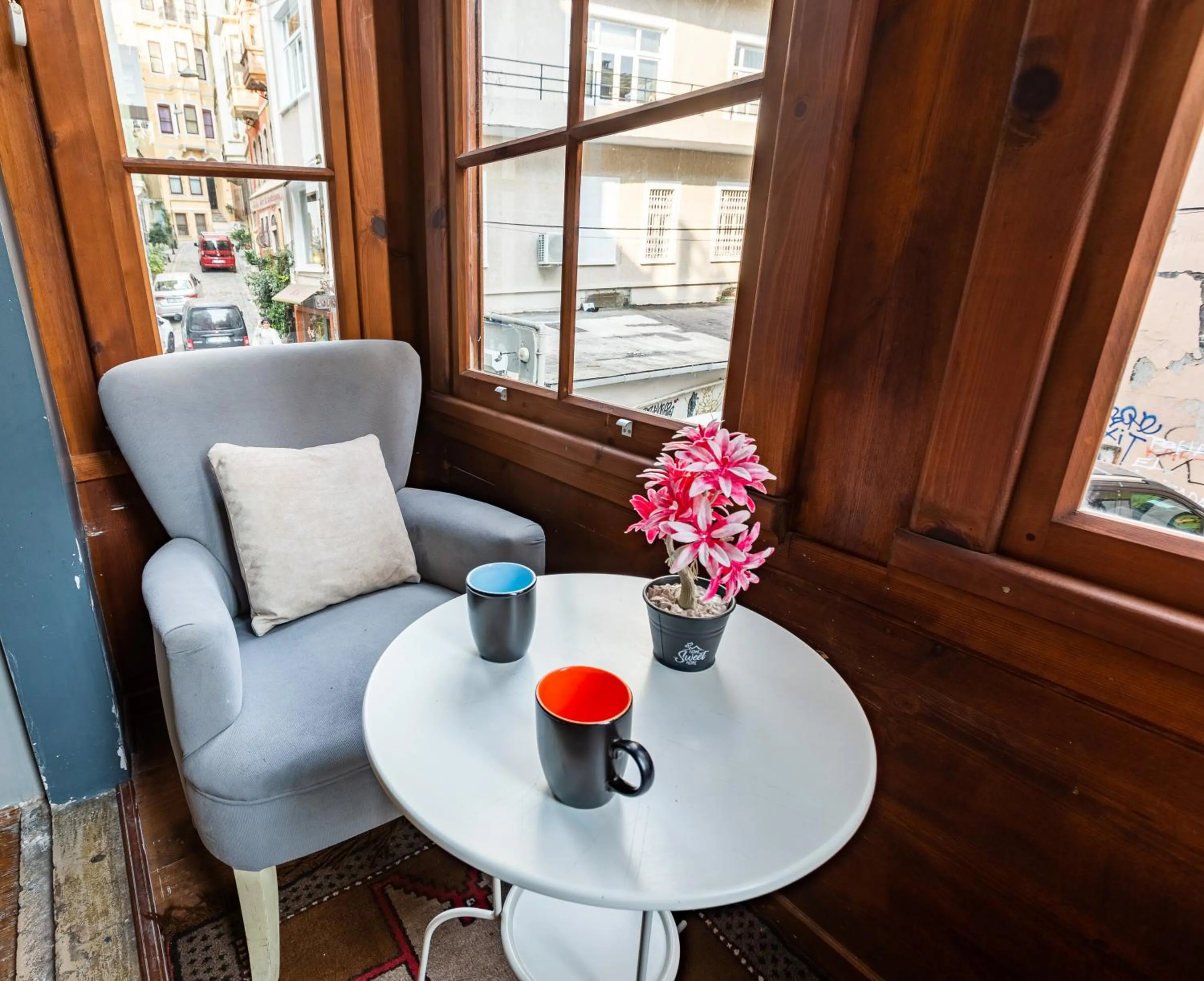 Street view in Ali Pasha Apartment