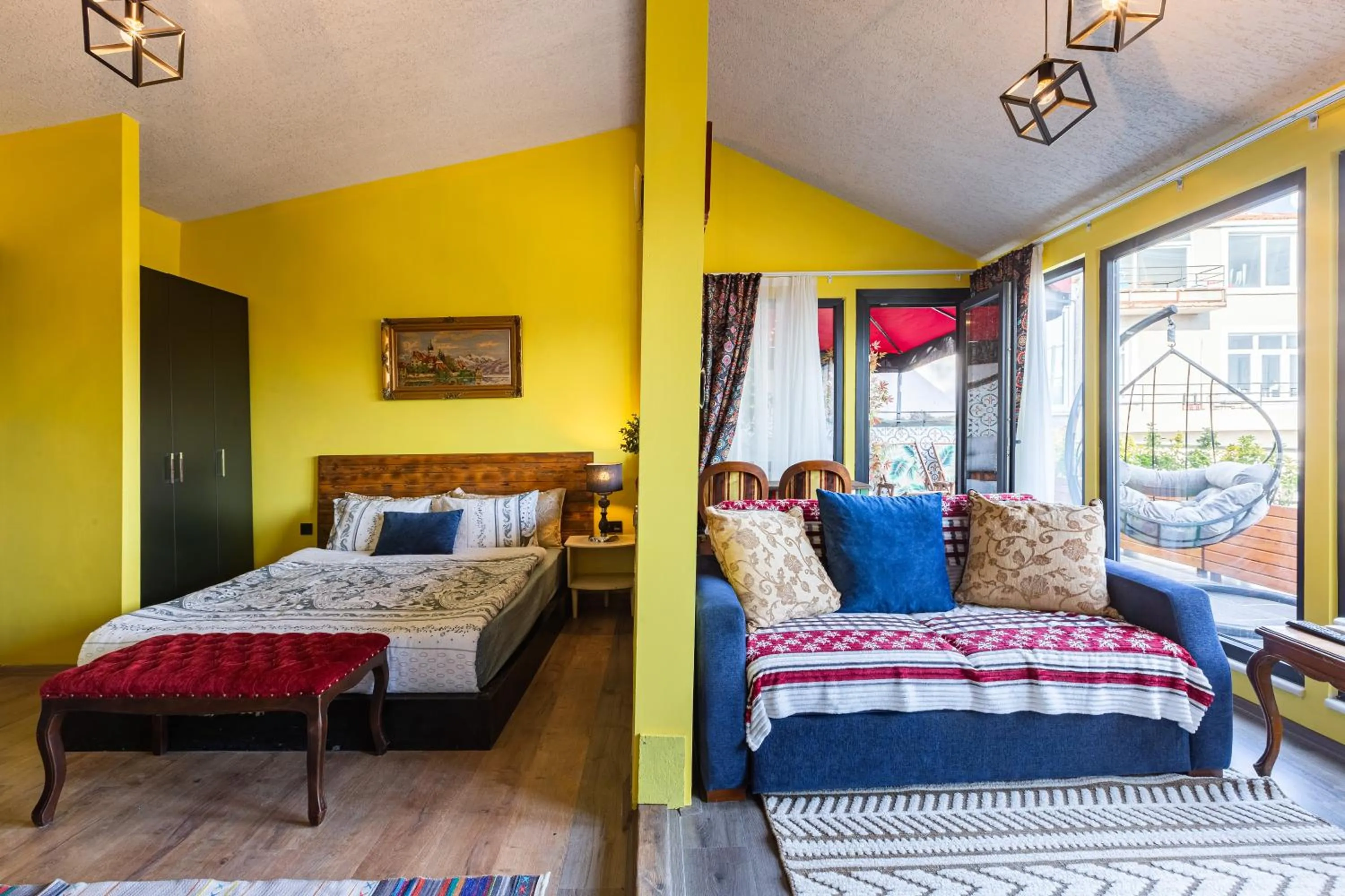 Photo of the whole room, Bed in Ali Pasha Apartment