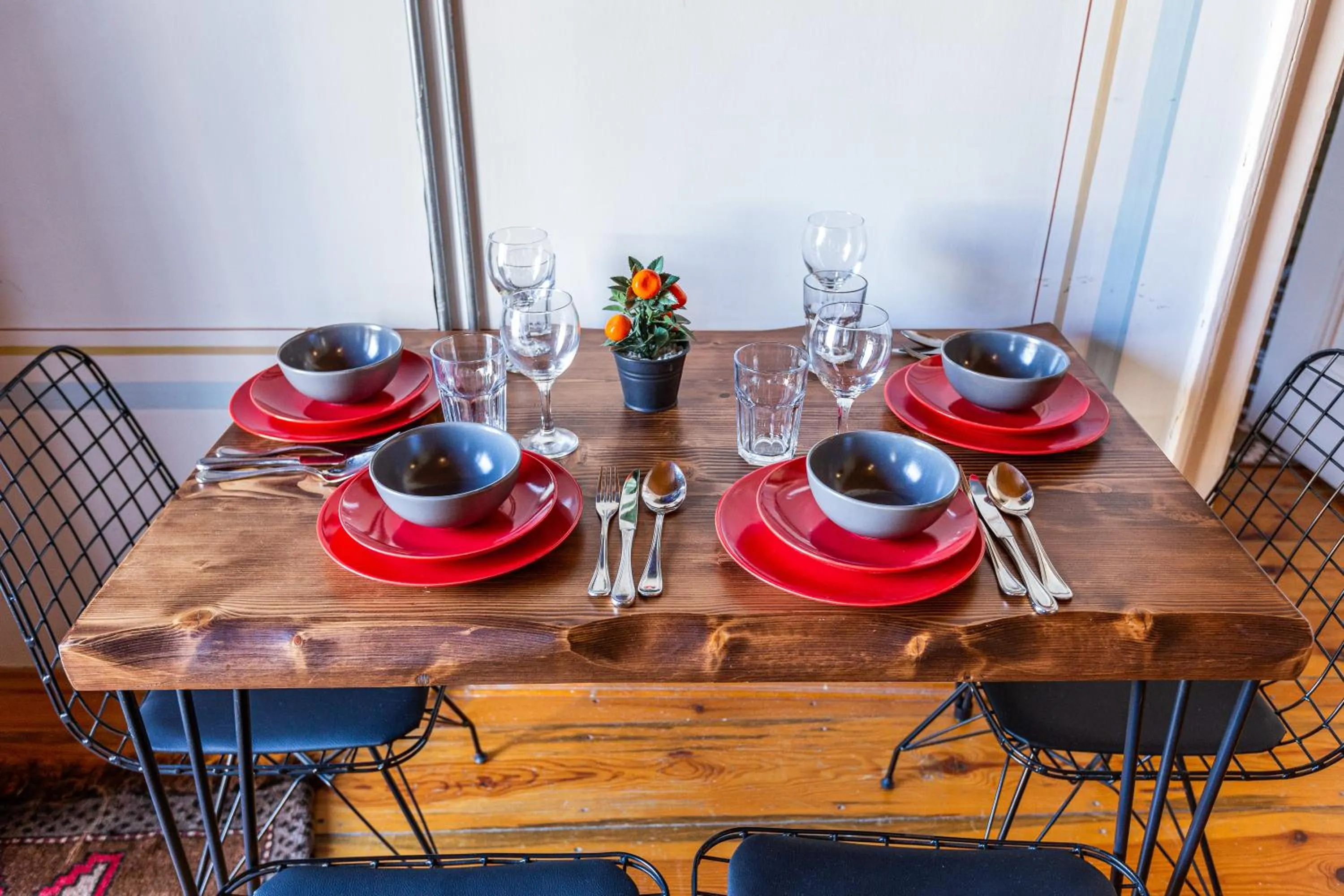 Dining area in Ali Pasha Apartment