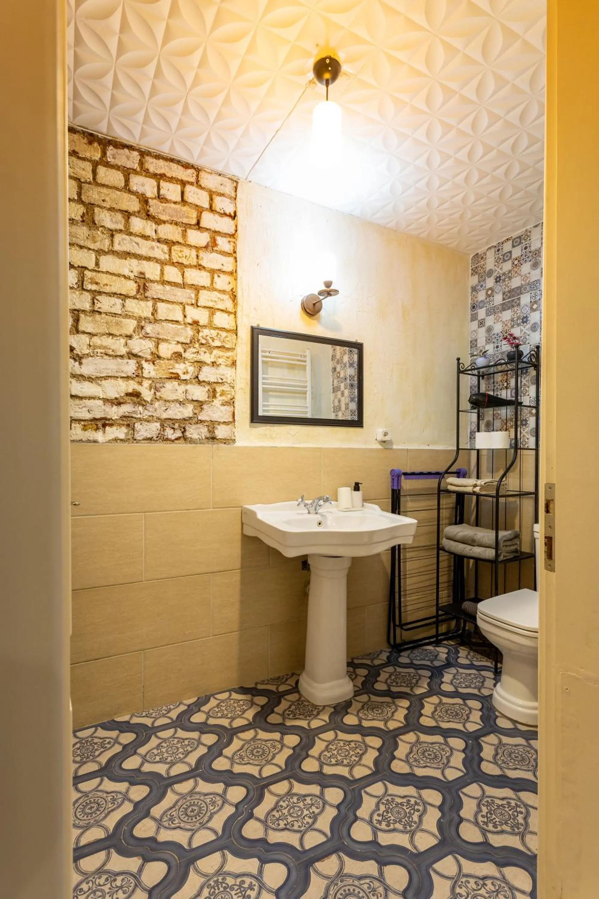 Bathroom in Ali Pasha Apartment
