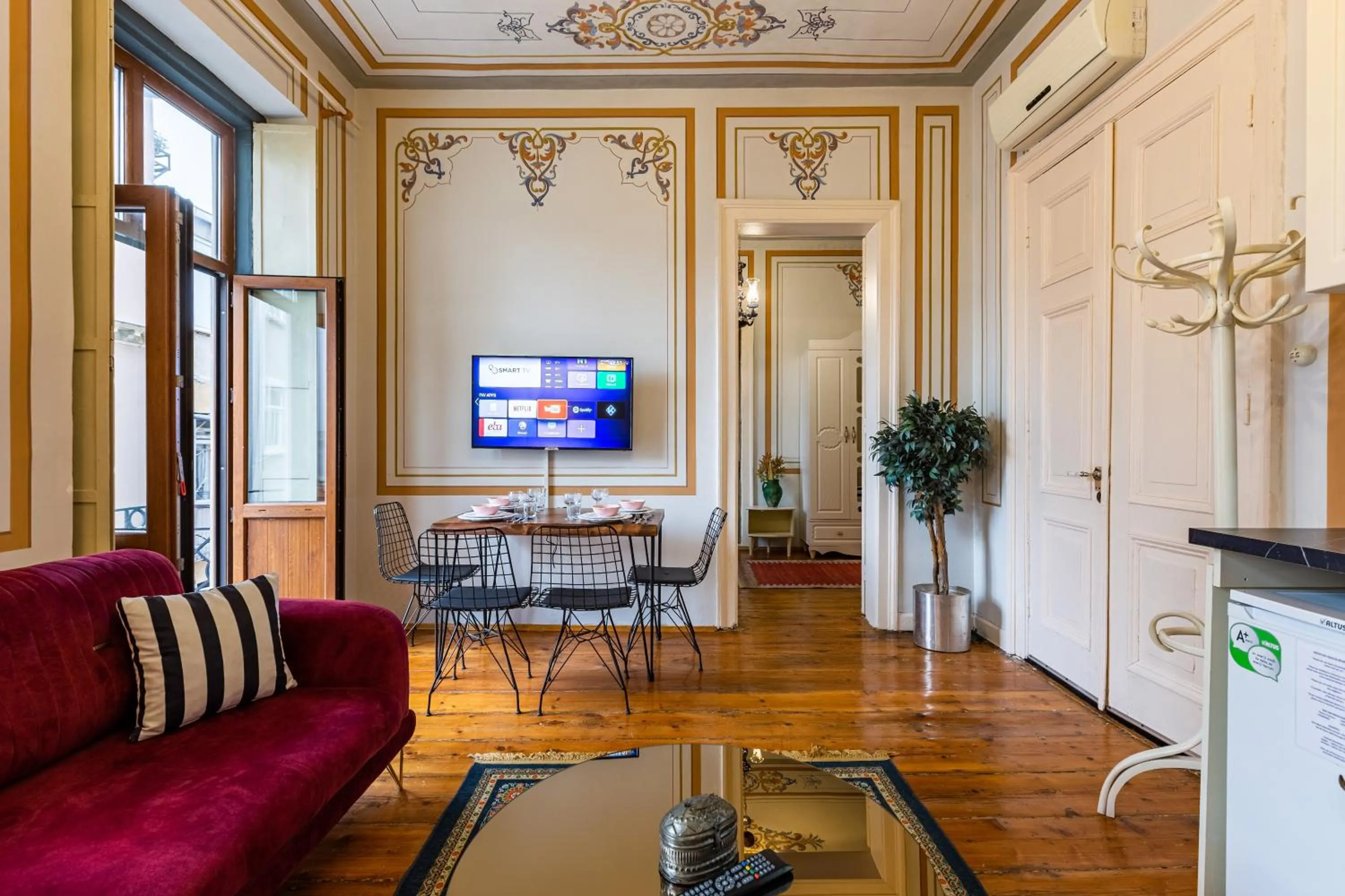 Living room in Ali Pasha Apartment