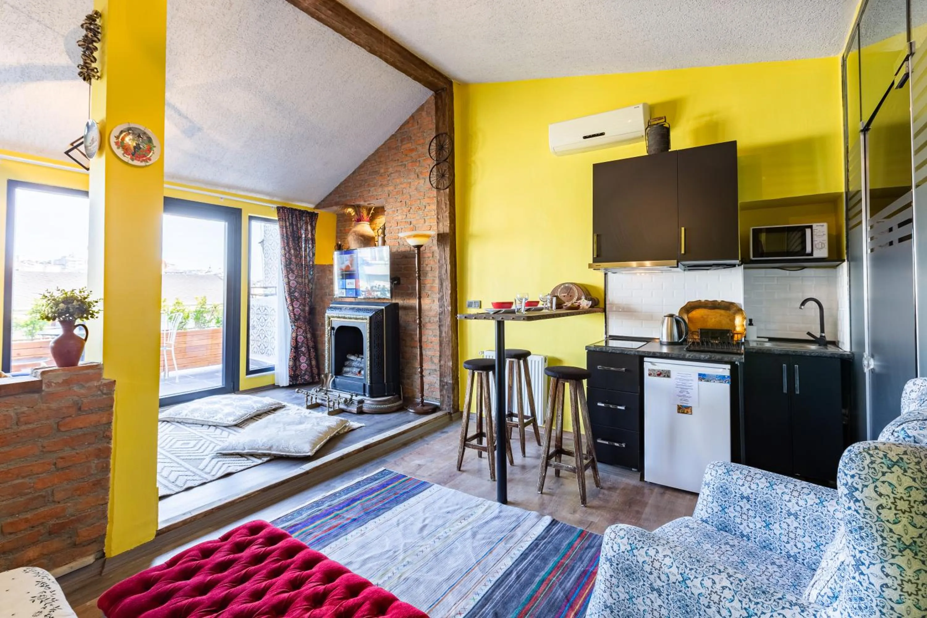 Photo of the whole room in Ali Pasha Apartment