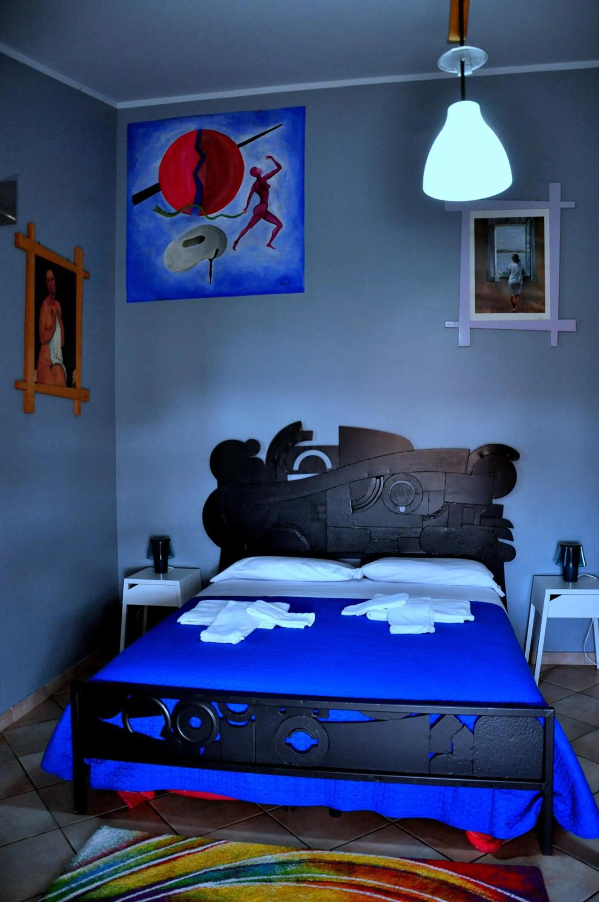 Decorative detail, Bed in Cinisi 89 B&B