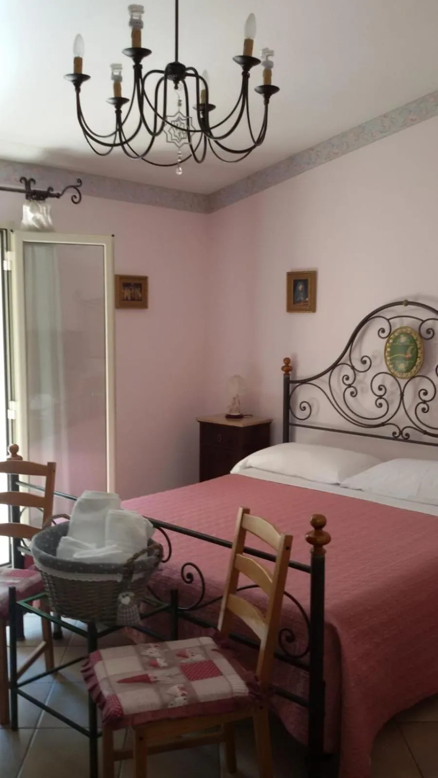 Bed in Cinisi 89 B&B