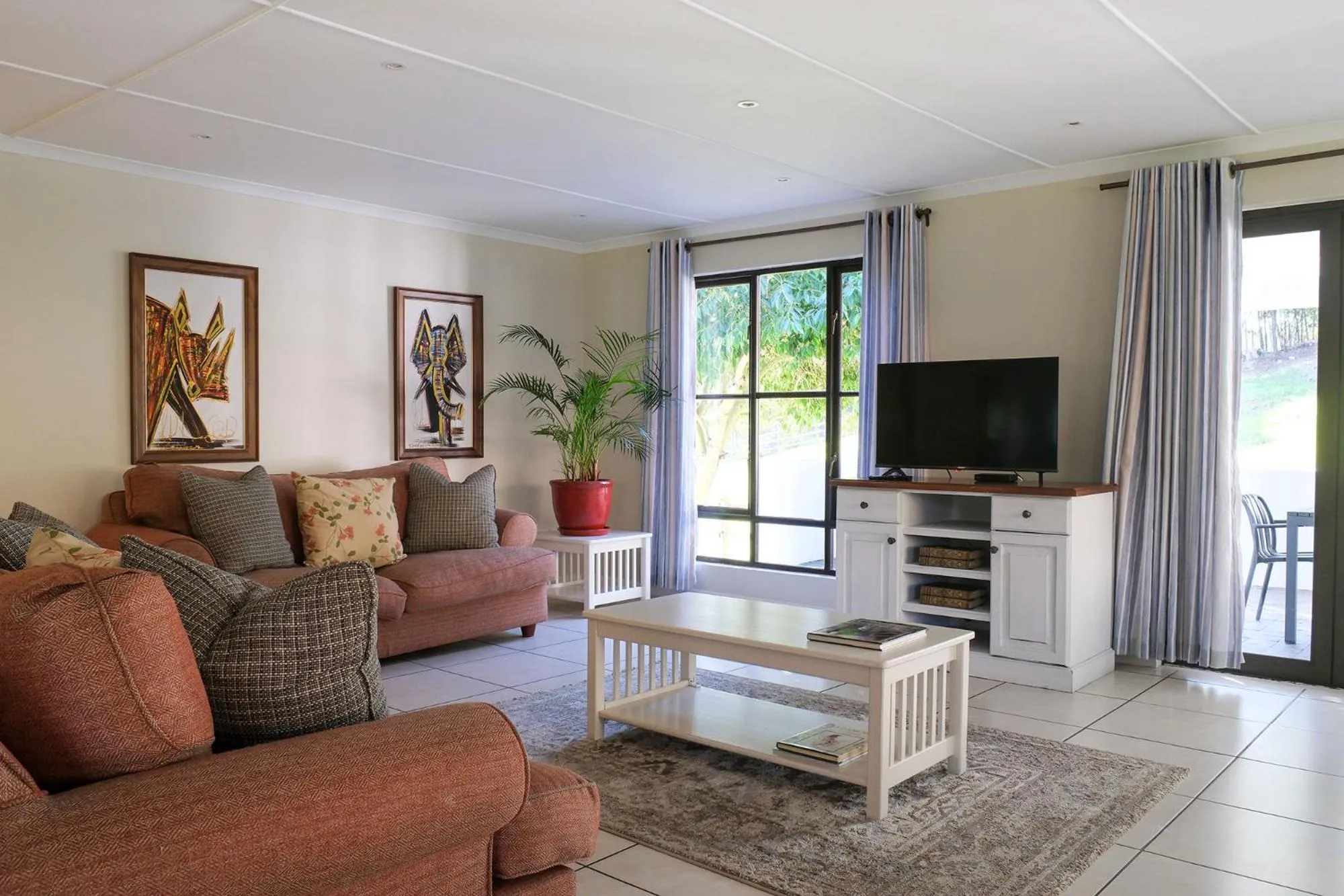 TV and multimedia in High Season Farm Luxury Cottages